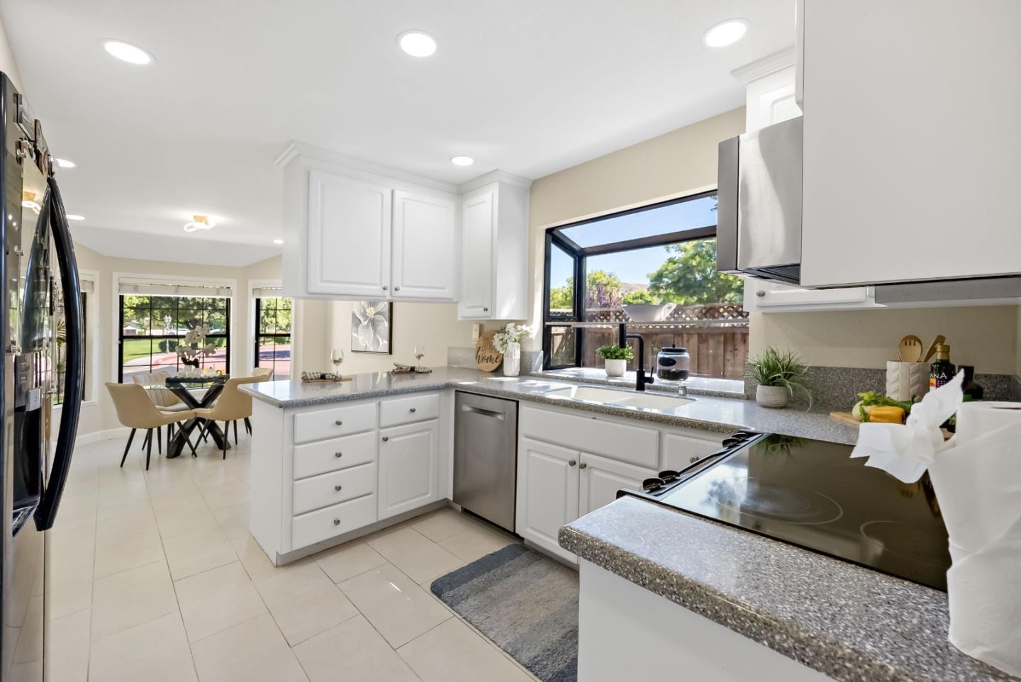 2380 Bayo Claros CIR