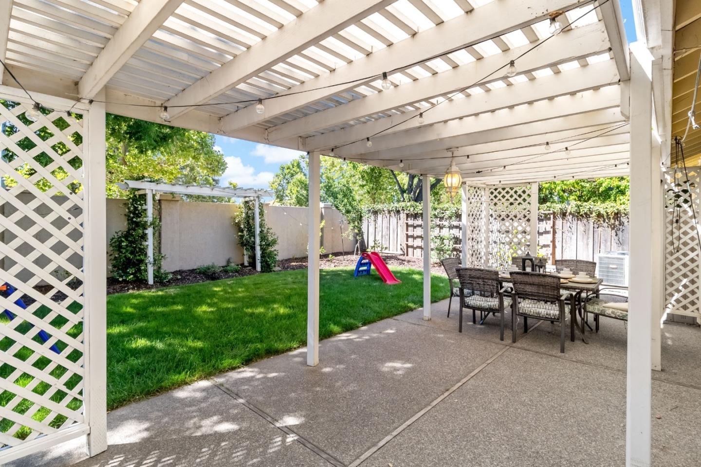 2380 Bayo Claros CIR