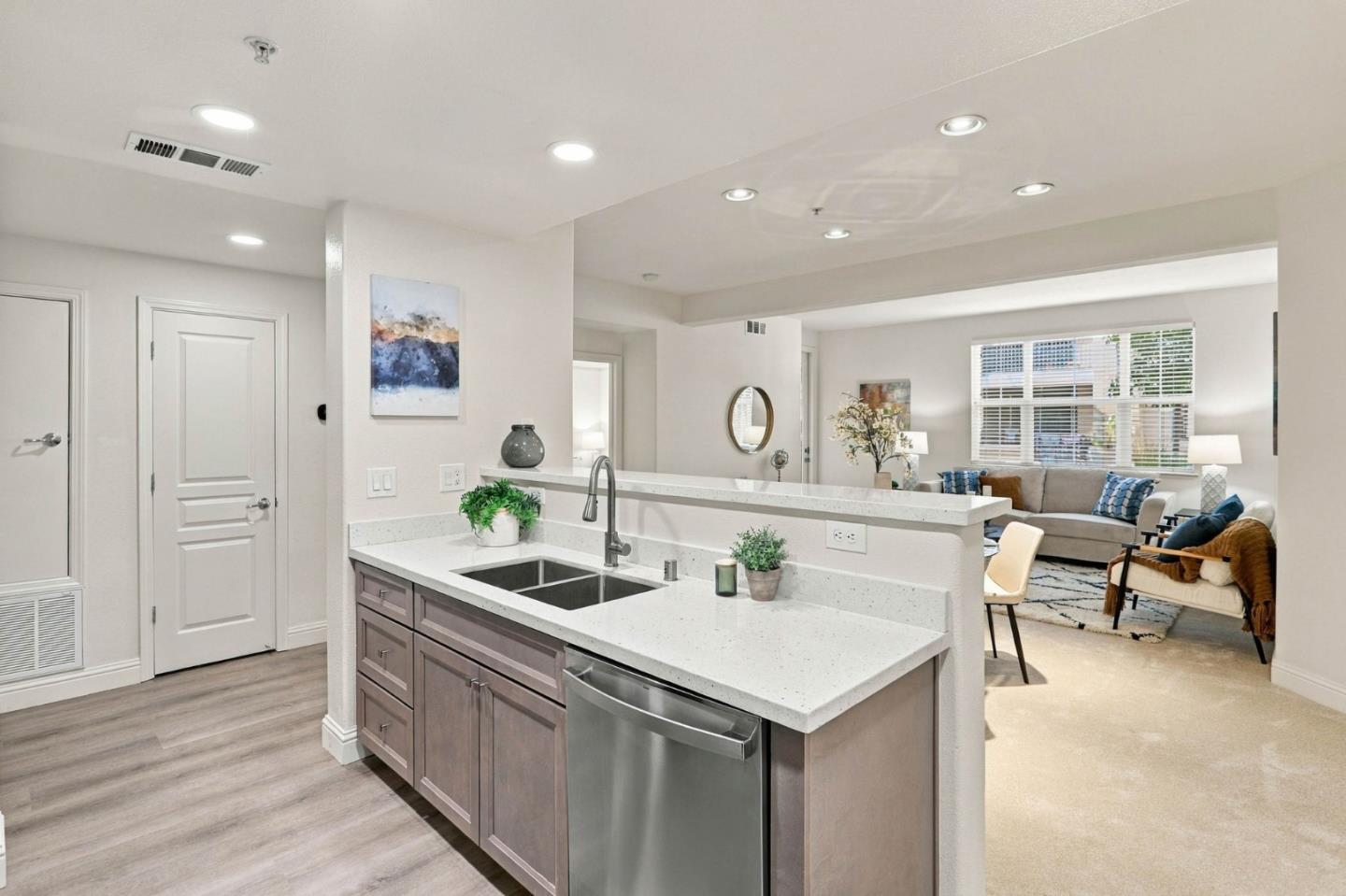 1883 Agnew RD 229