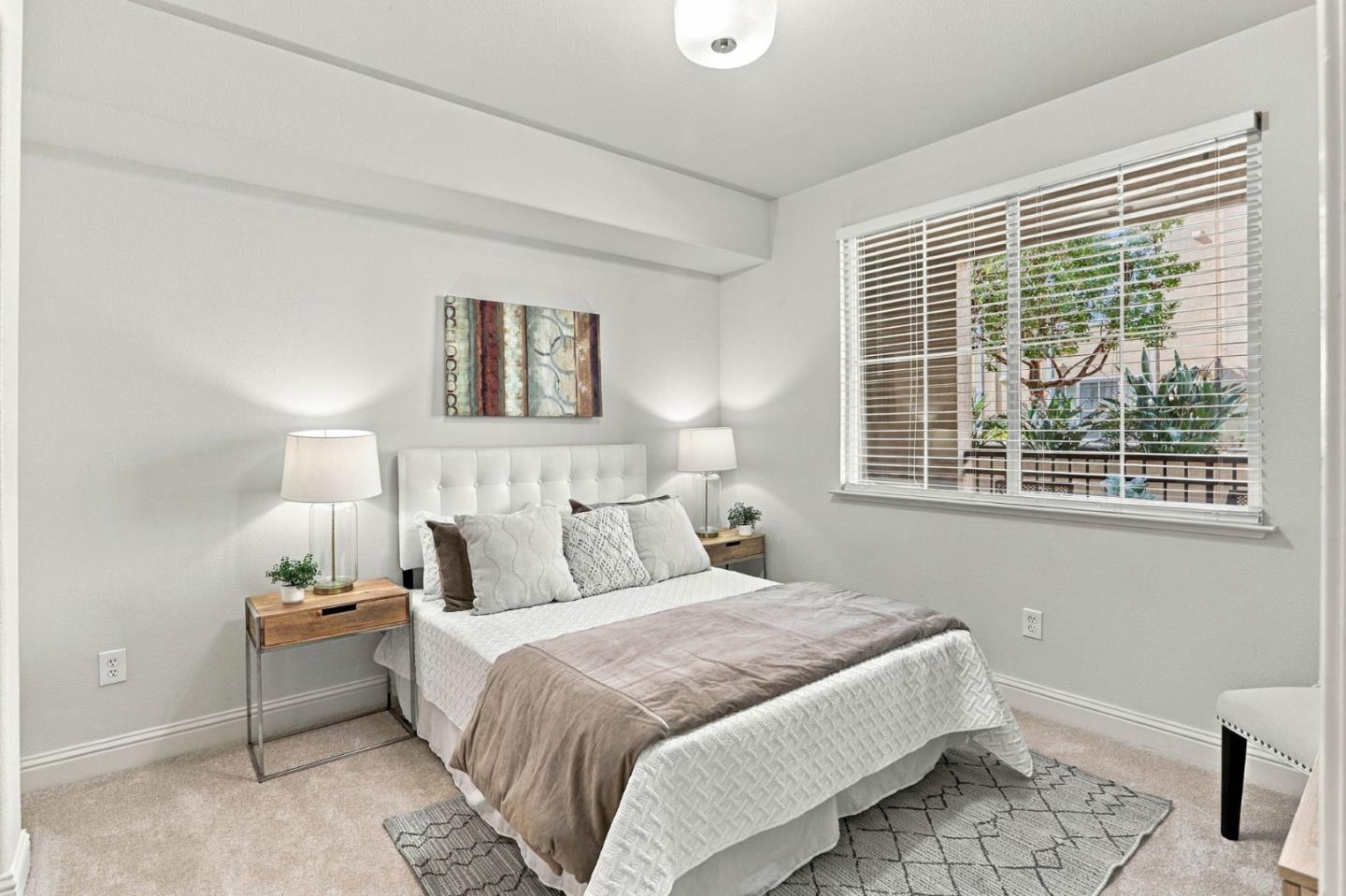 1883 Agnew RD 229