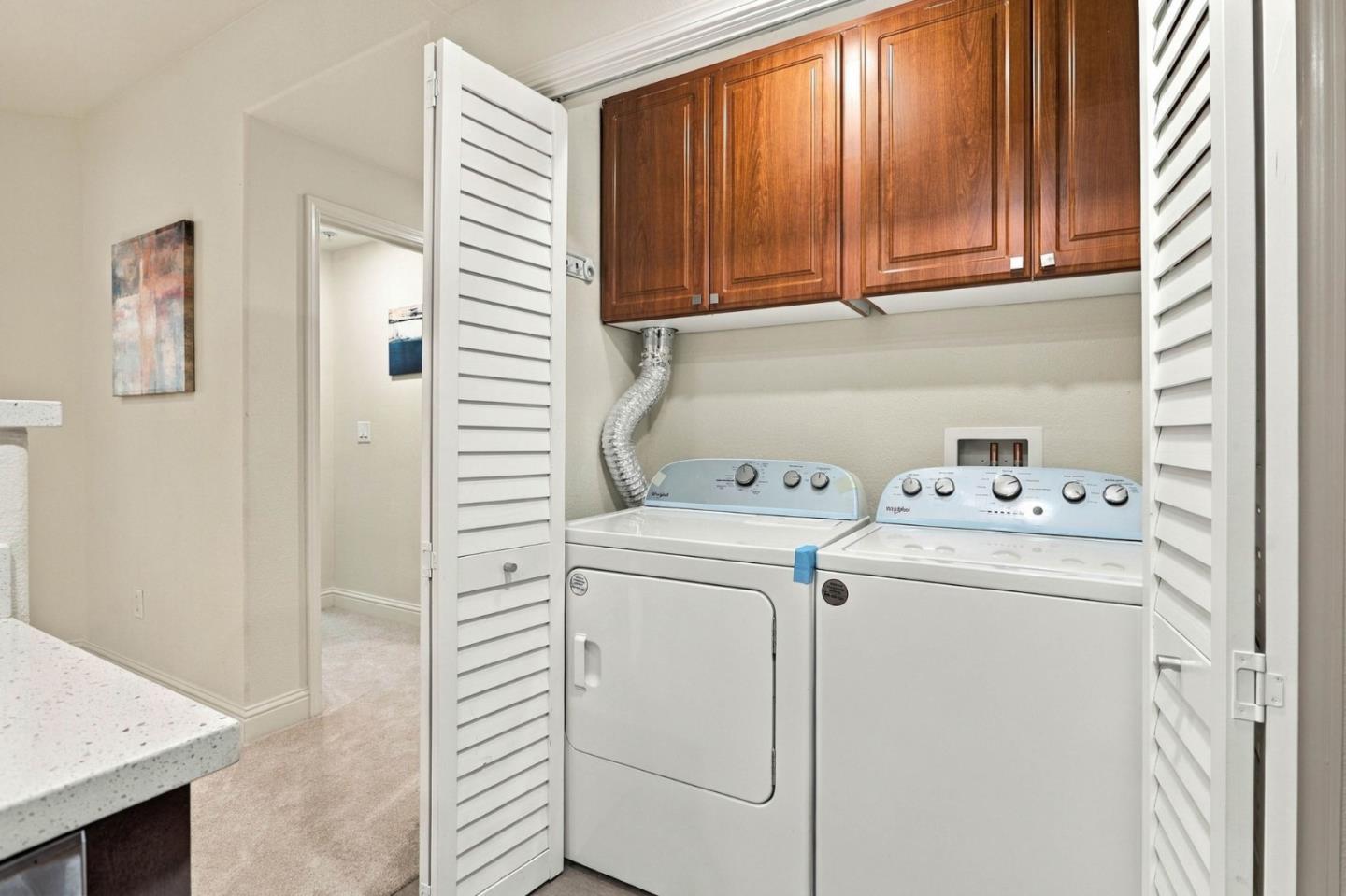 1883 Agnew RD 229