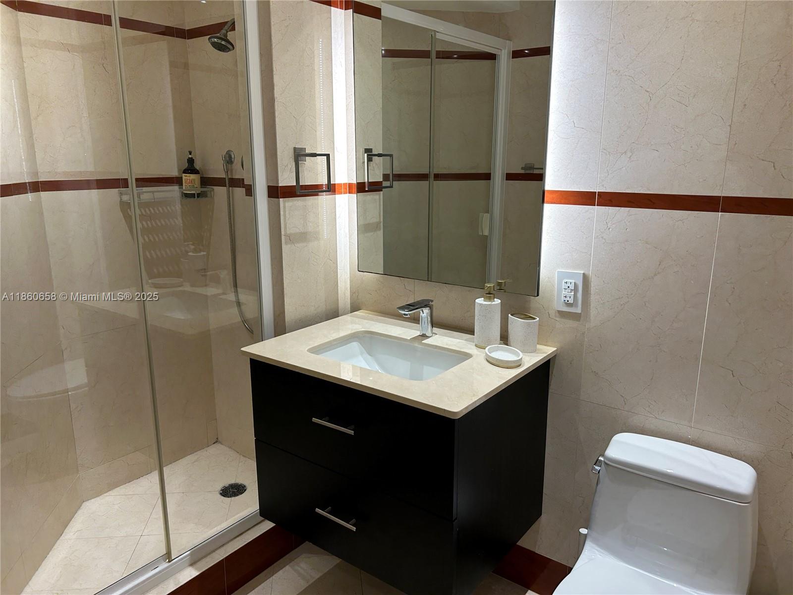 110 Washington Ave # 2421