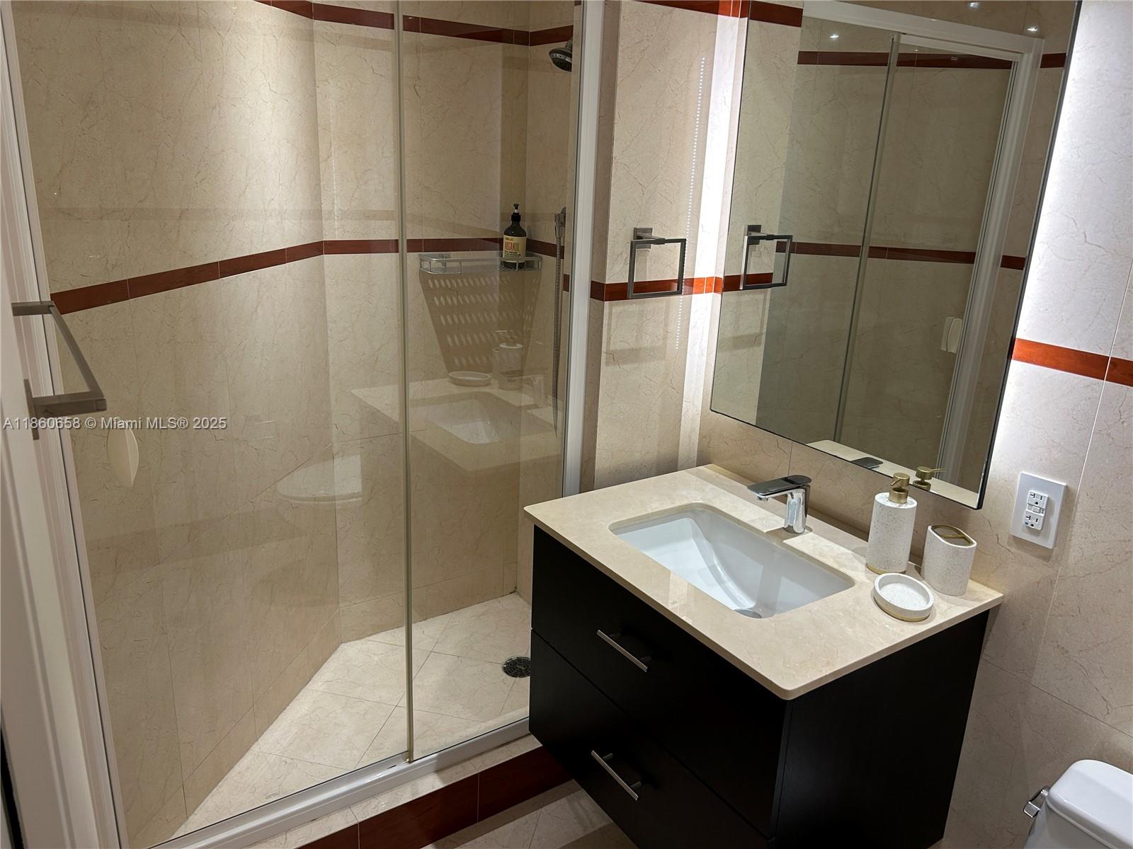 110 Washington Ave # 2421