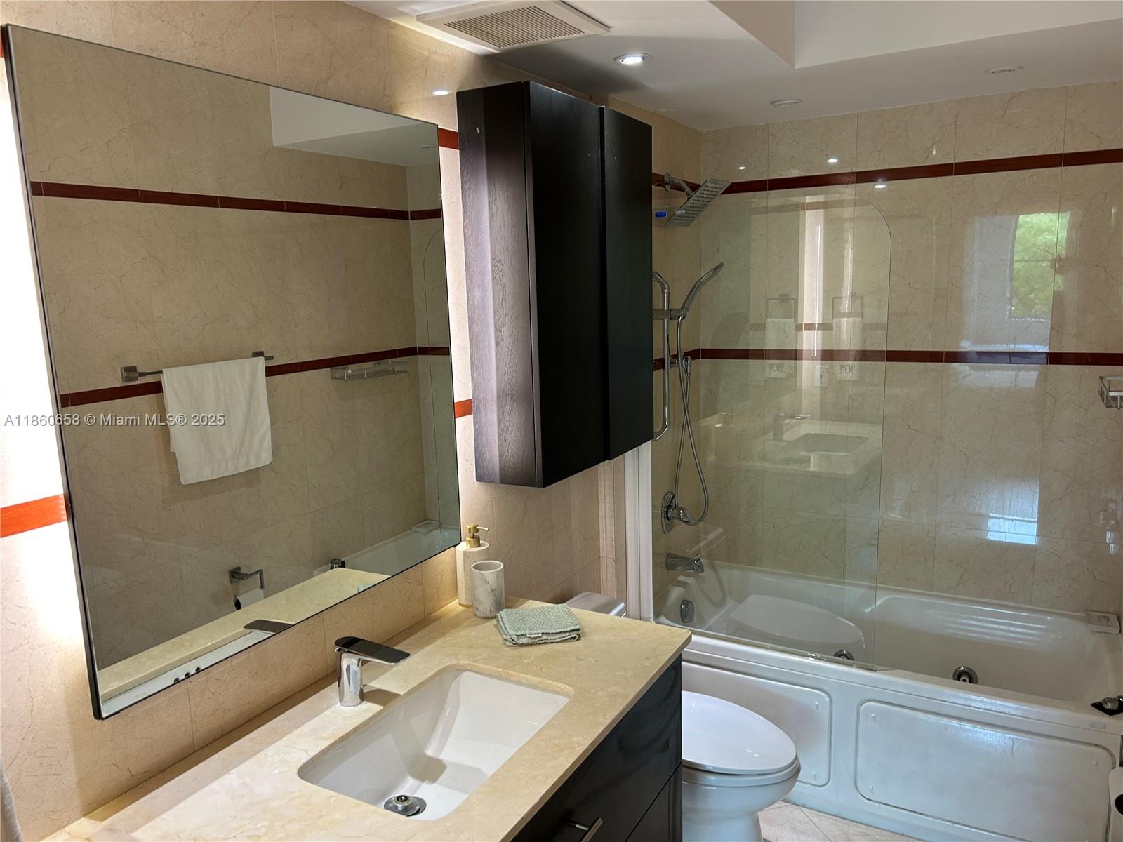110 Washington Ave # 2421
