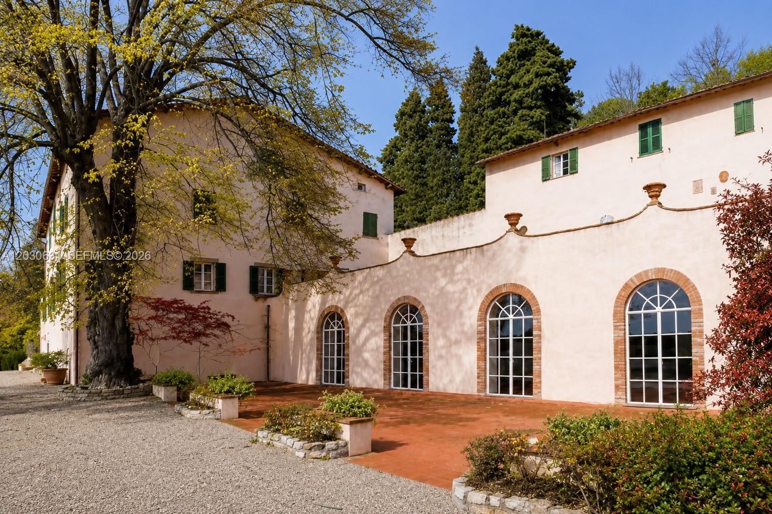 Tuscany Luxury Estate Florence Max Mlekus