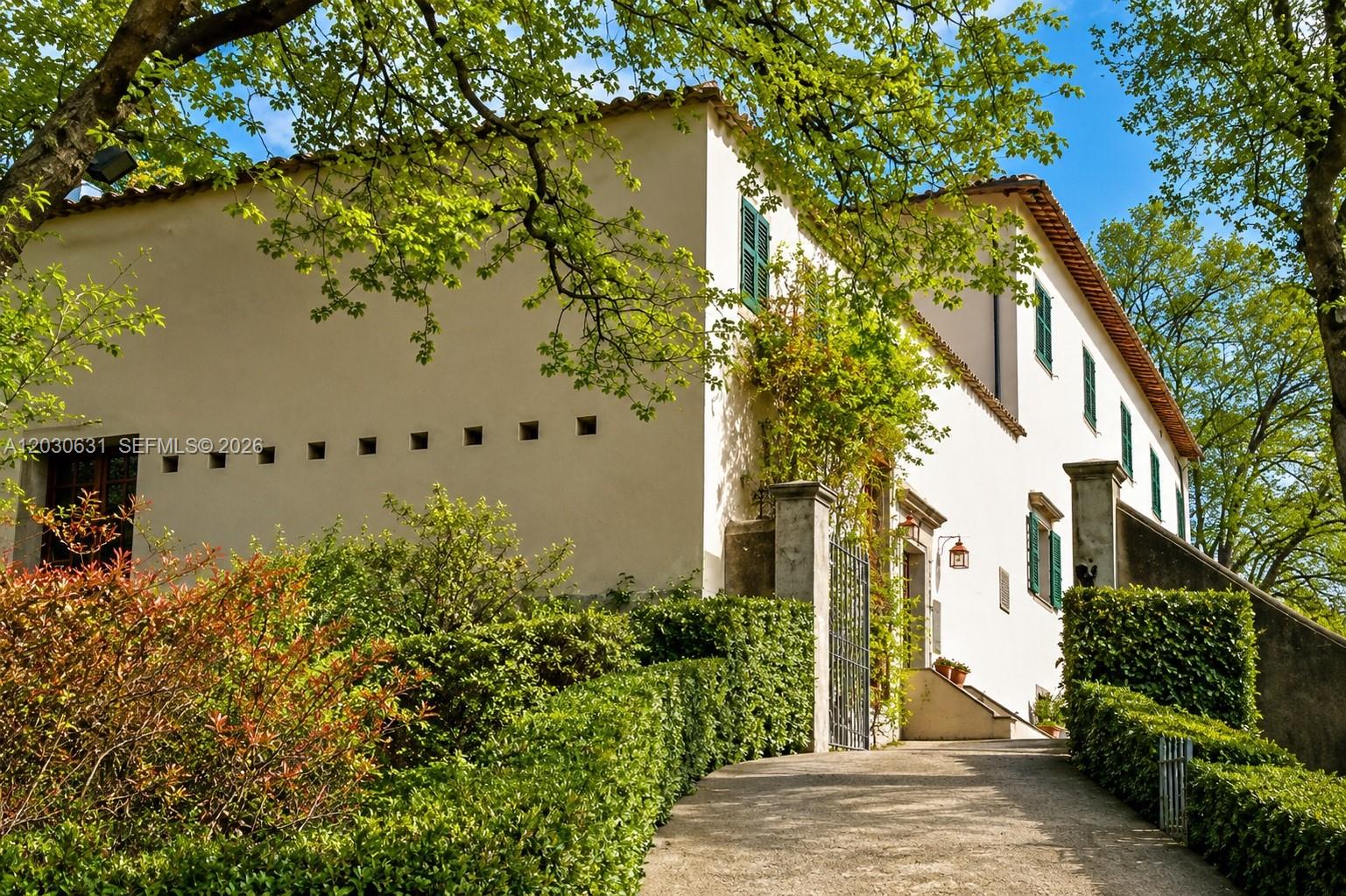 Tuscany Luxury Estate Florence Max Mlekus