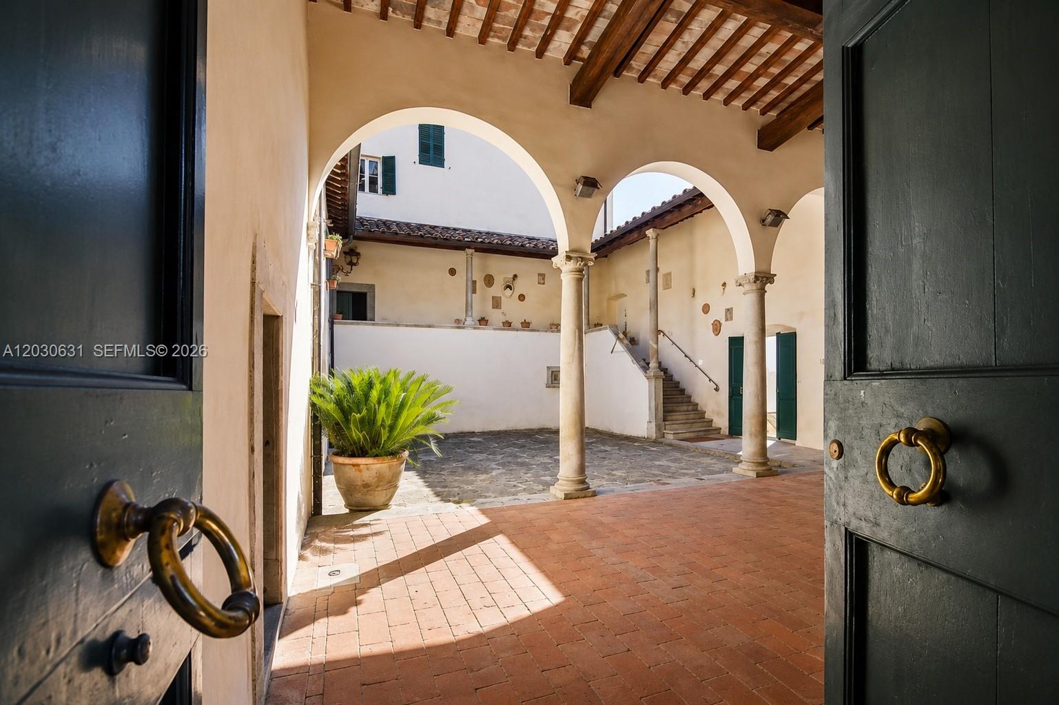 Tuscany Luxury Estate Florence Max Mlekus