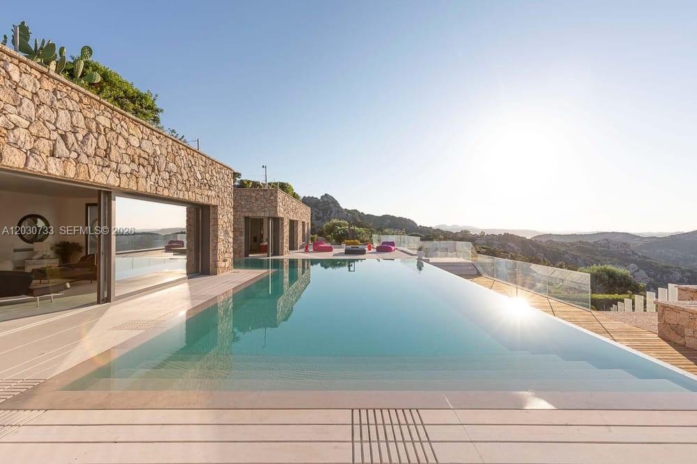 Sardinia Luxury Estate Porto Cervo Max Mlekus