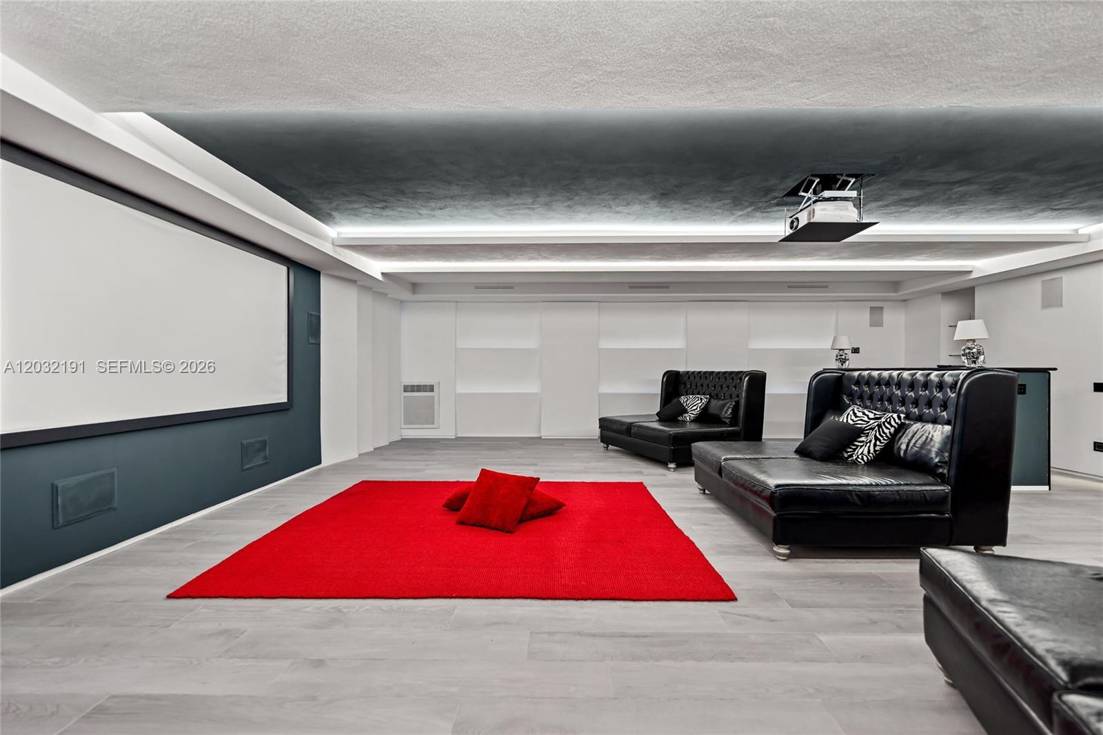 Luxury Real Estate Forte Dei Marmi Max Mlekus