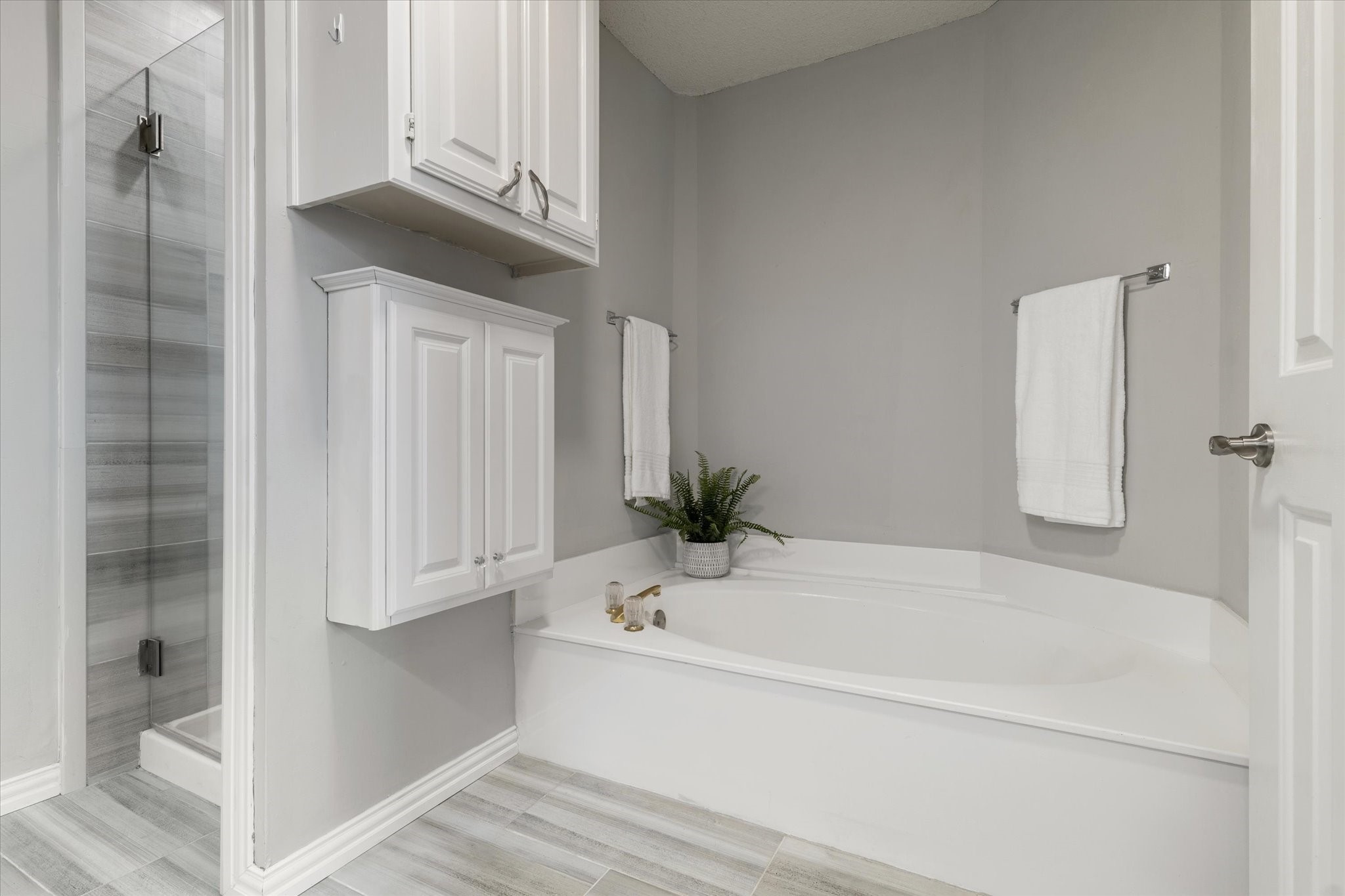 2128 Arbor Creek Drive