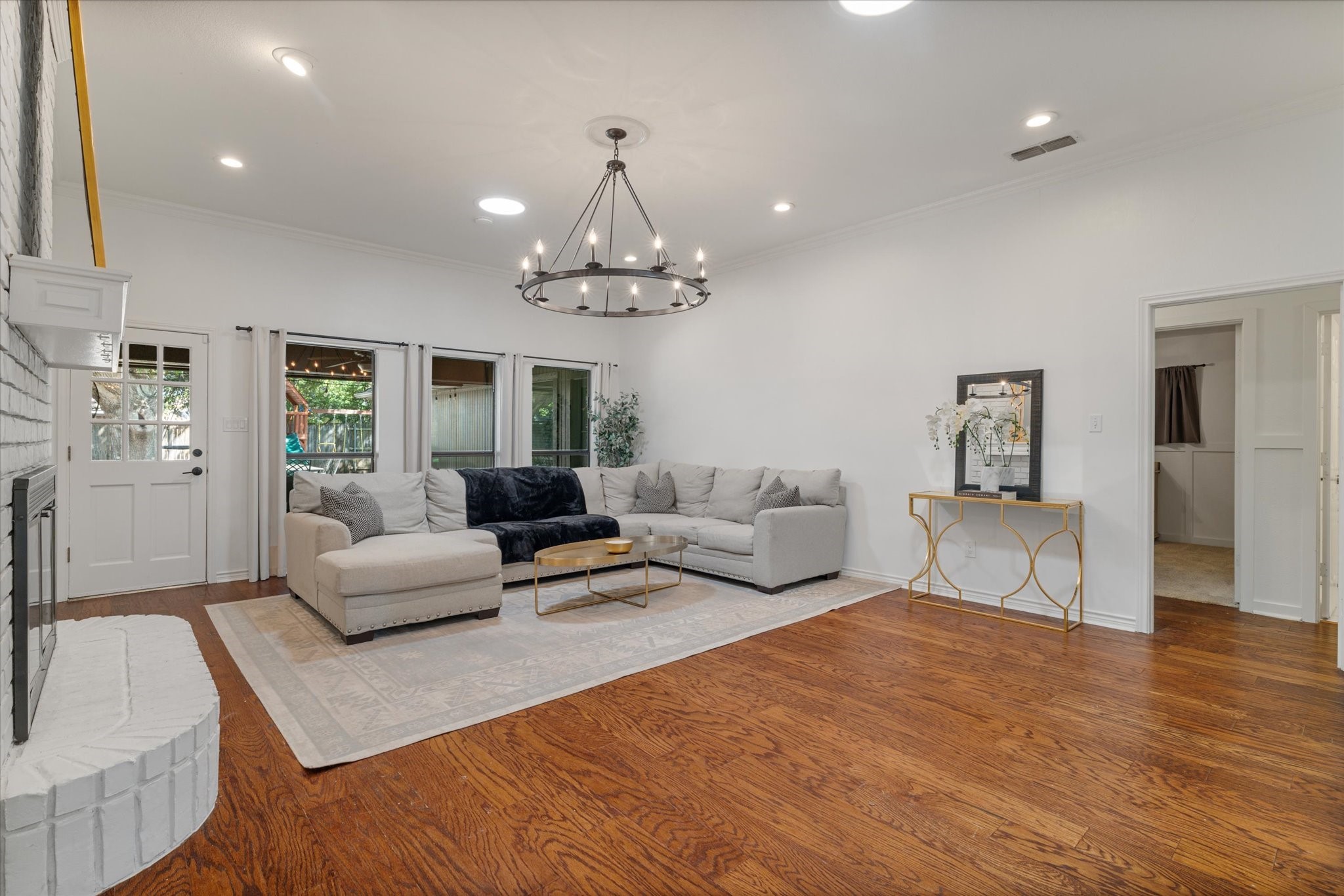 7003 Crater Lake Drive