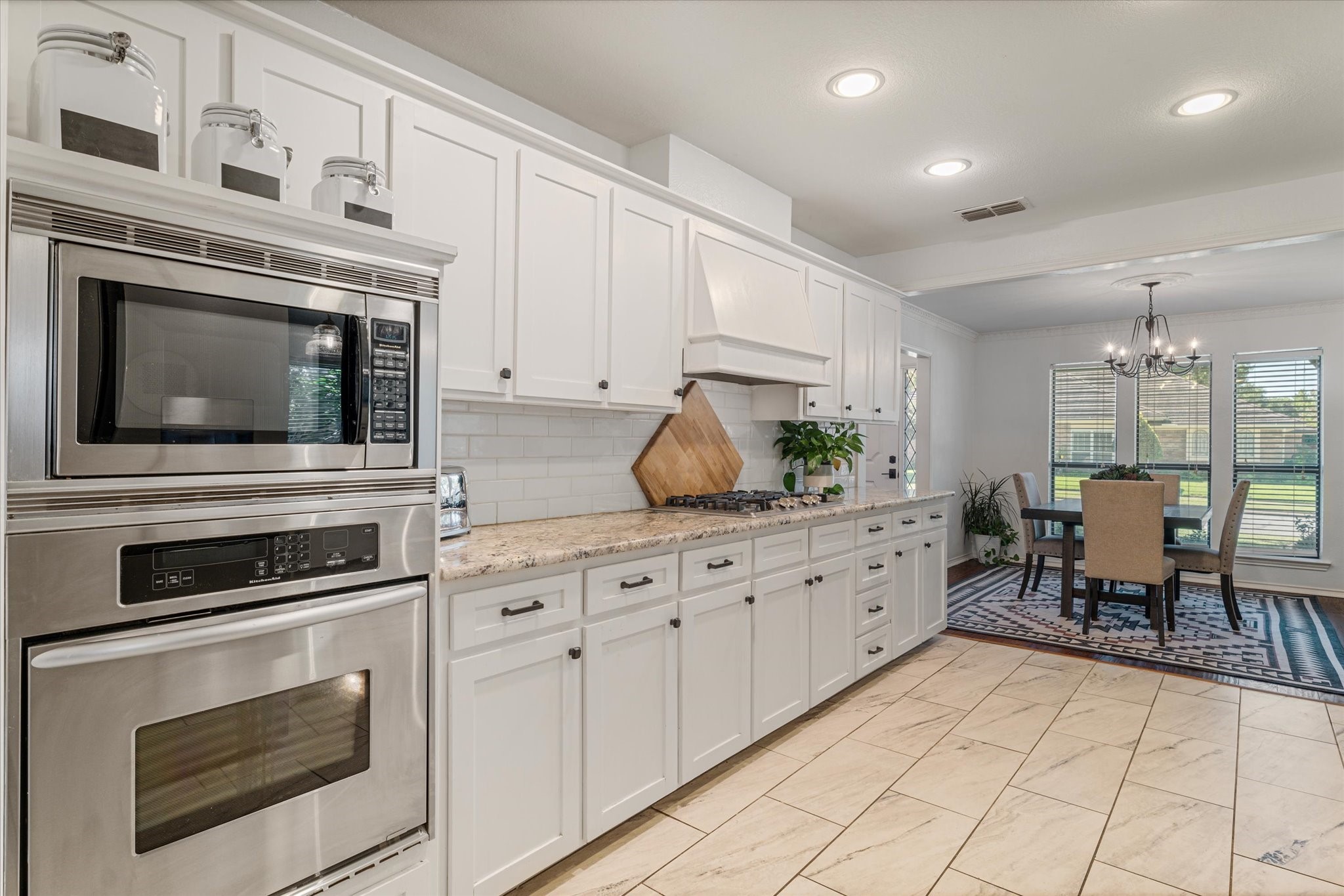 7003 Crater Lake Drive