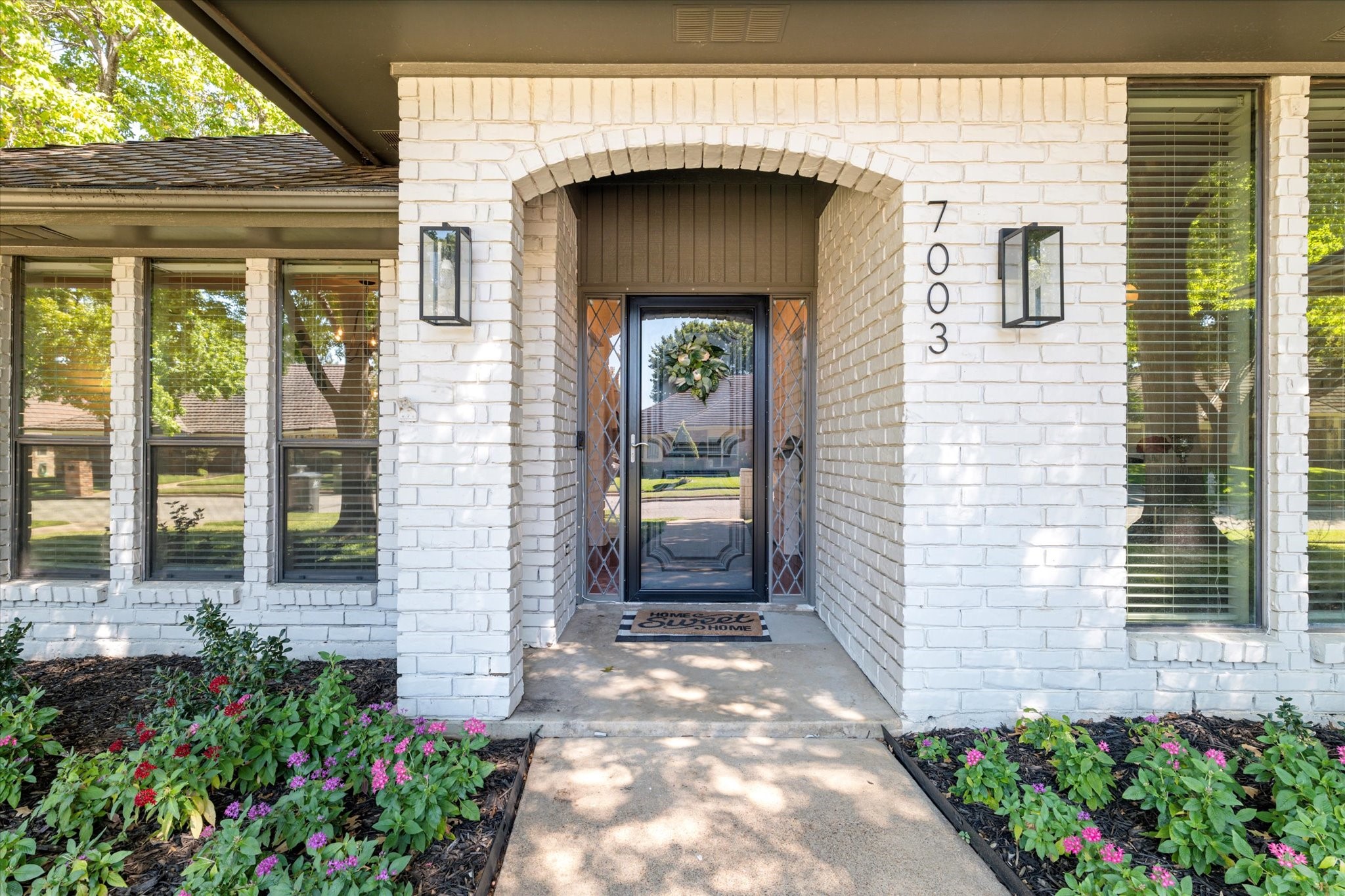 7003 Crater Lake Drive