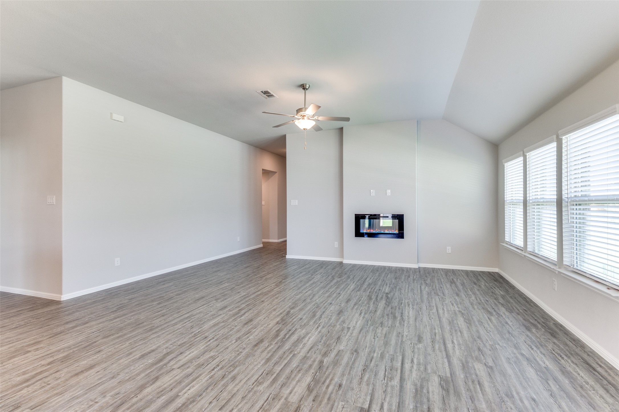 7133 Prairieside Trail