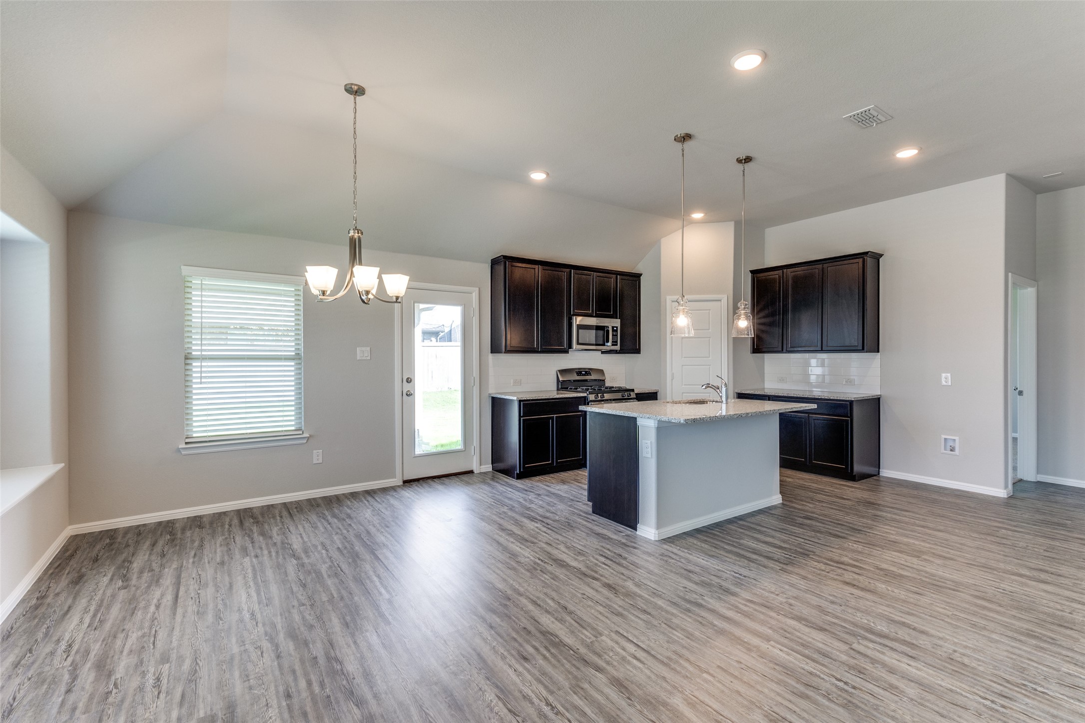 7133 Prairieside Trail