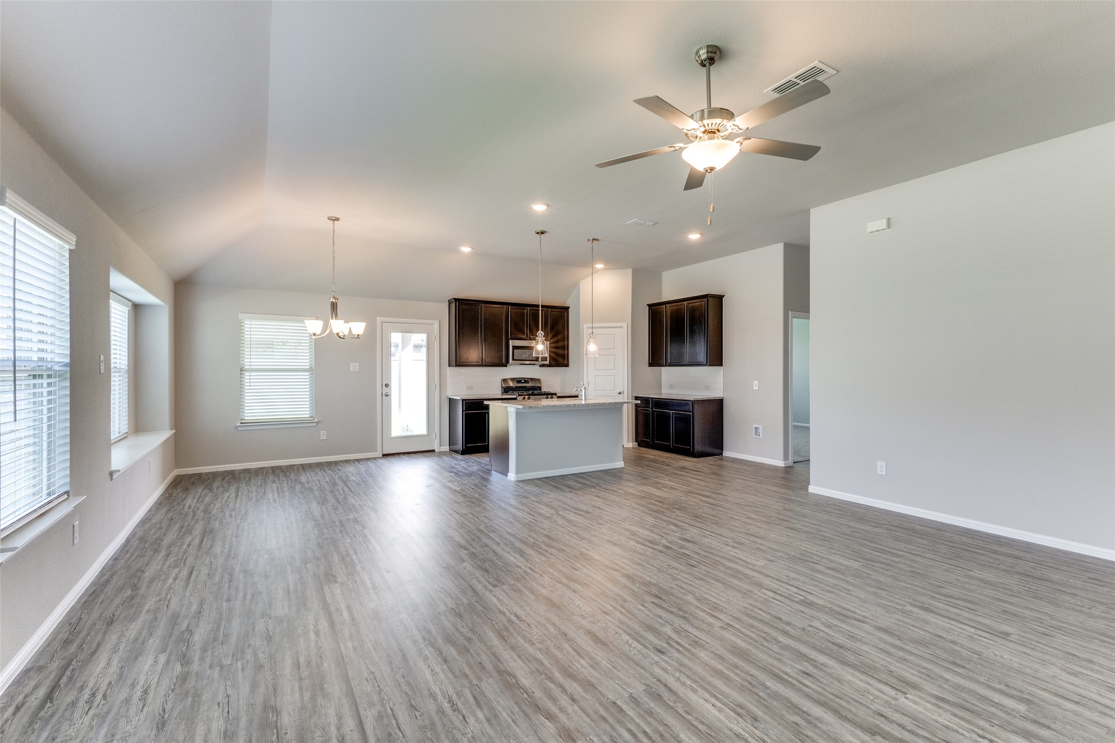 7133 Prairieside Trail