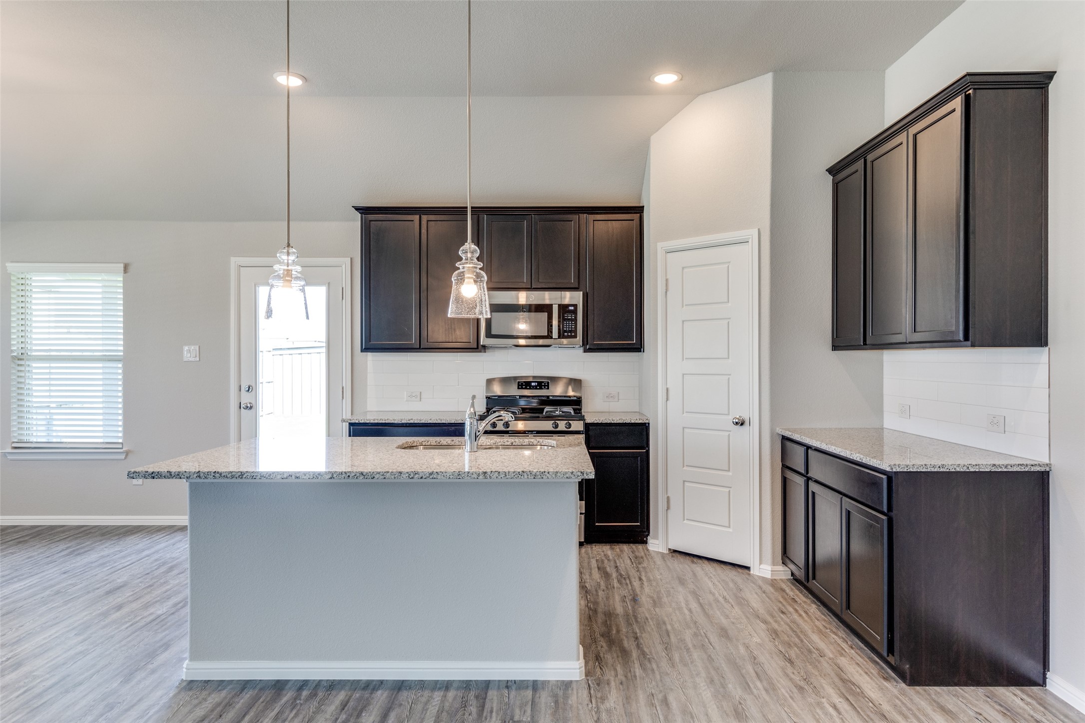 7133 Prairieside Trail