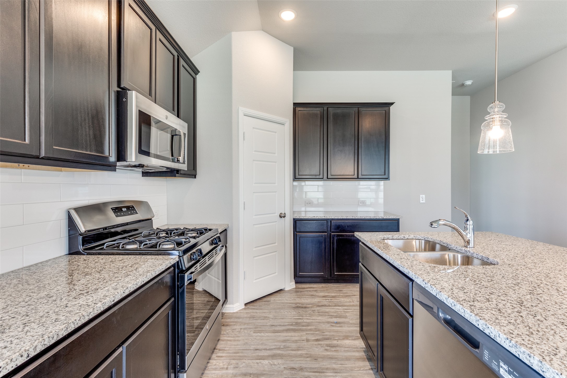 7133 Prairieside Trail