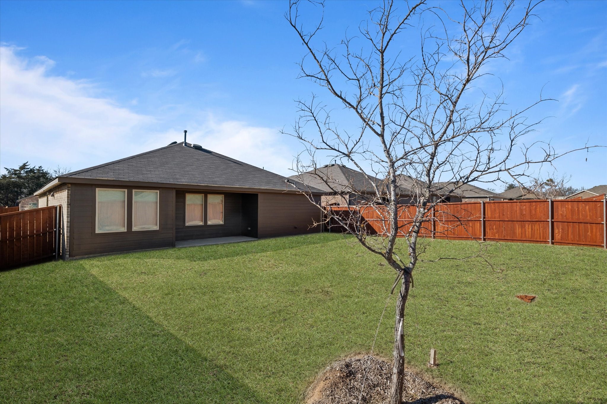 2319 Burleson Road