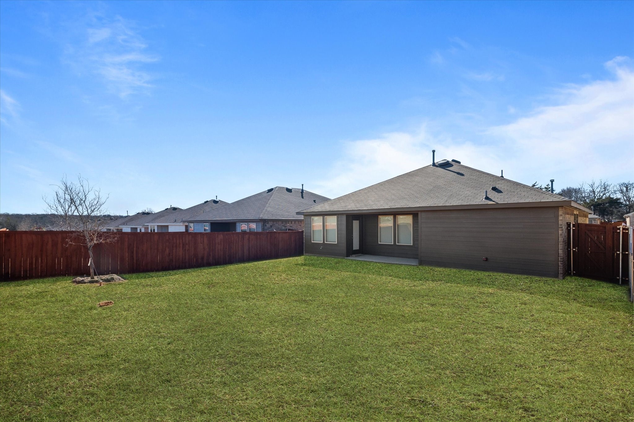 2319 Burleson Road