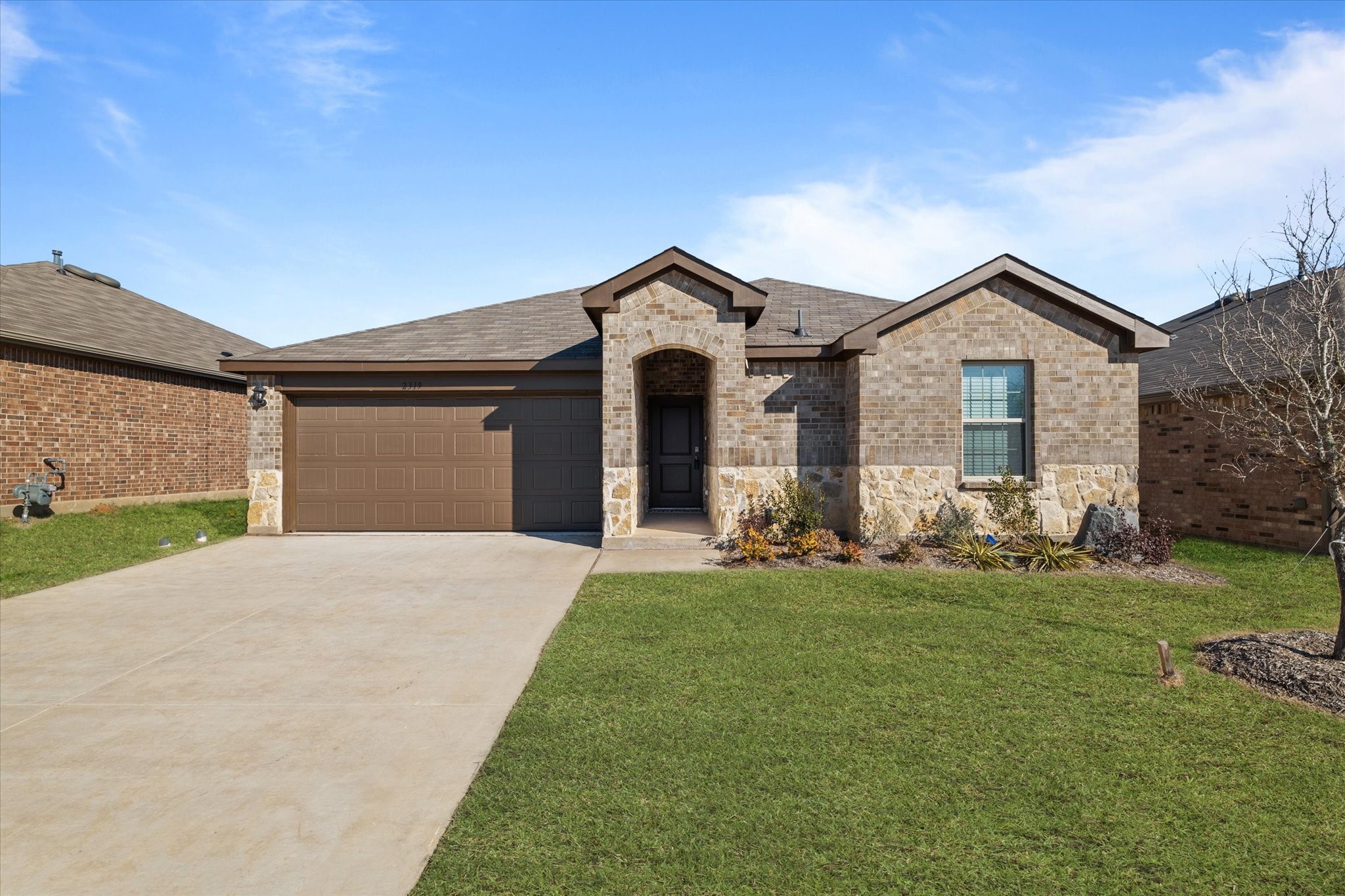 2319 Burleson Road