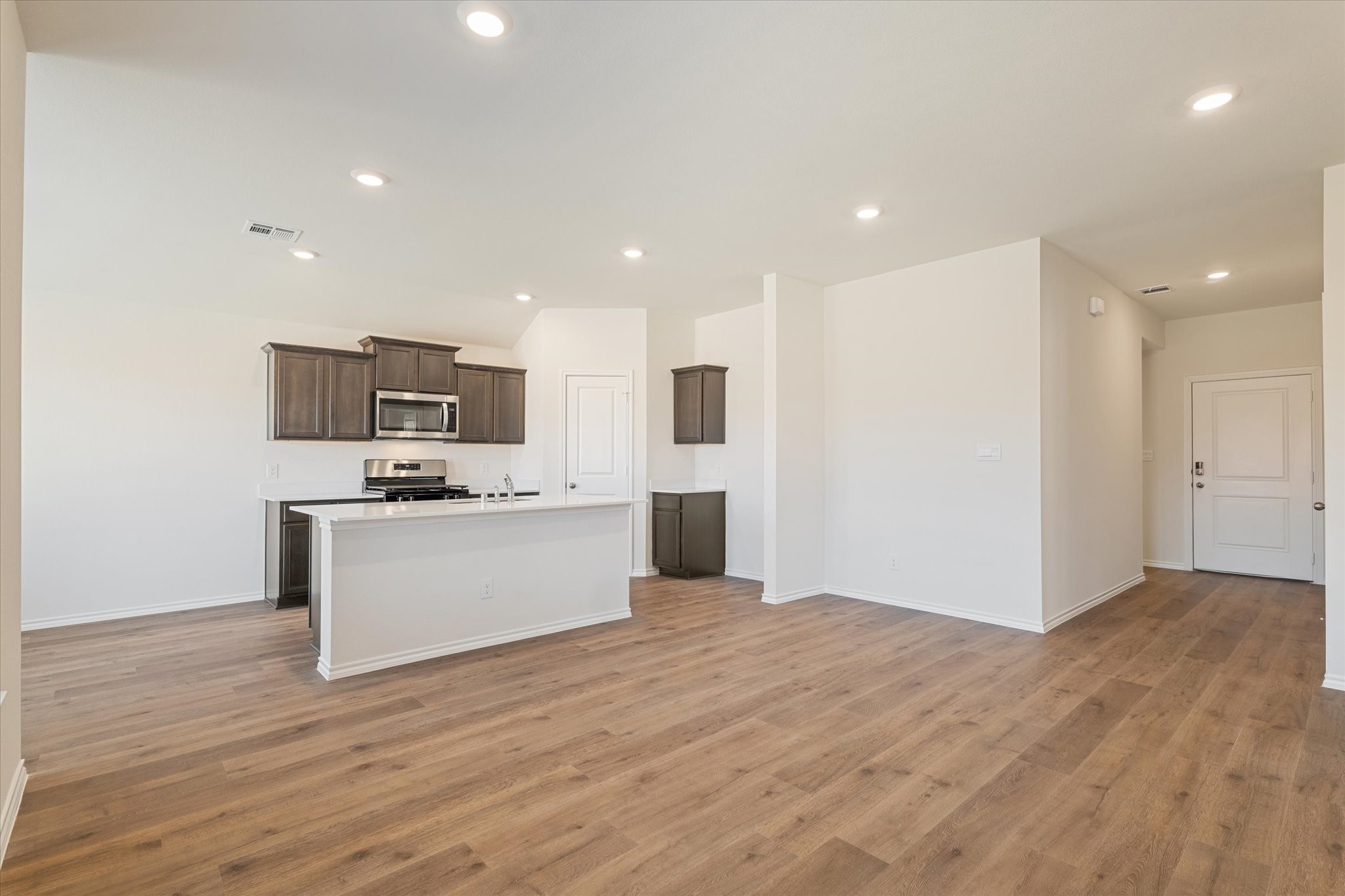 2319 Burleson Road