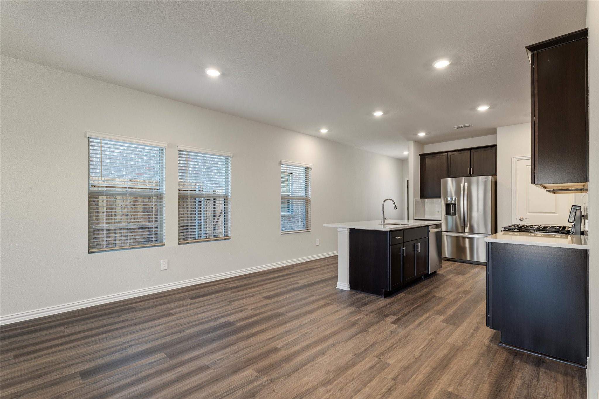 520 Hemingway Lane