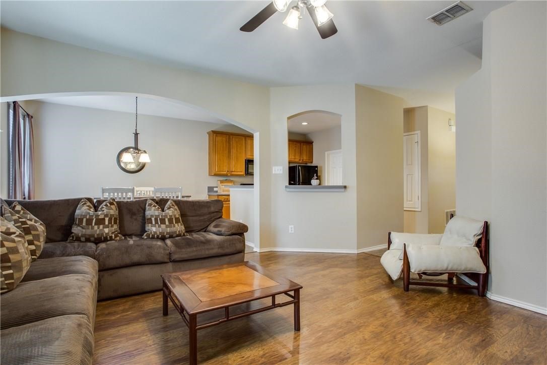 2808 Cypress Point Drive