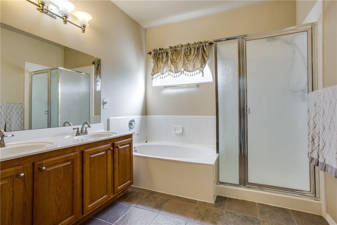 2808 Cypress Point Drive