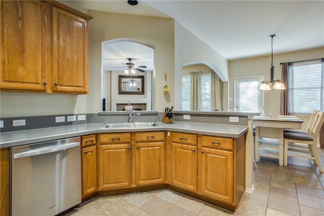 2808 Cypress Point Drive