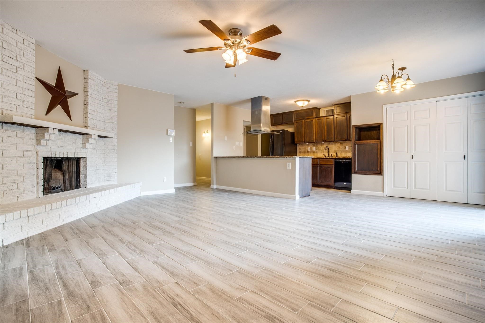 914 Sunny Slope Drive