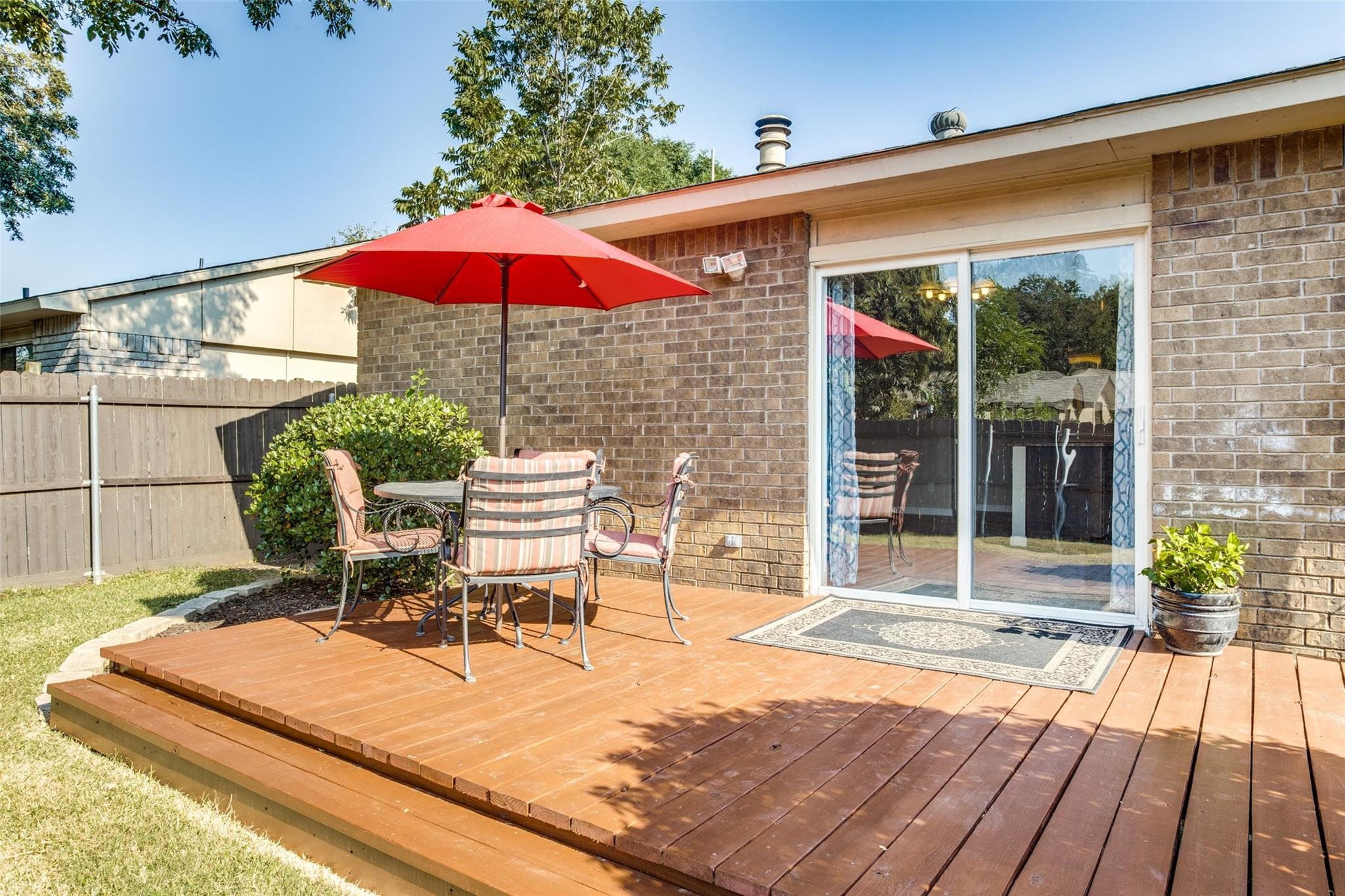 914 Sunny Slope Drive