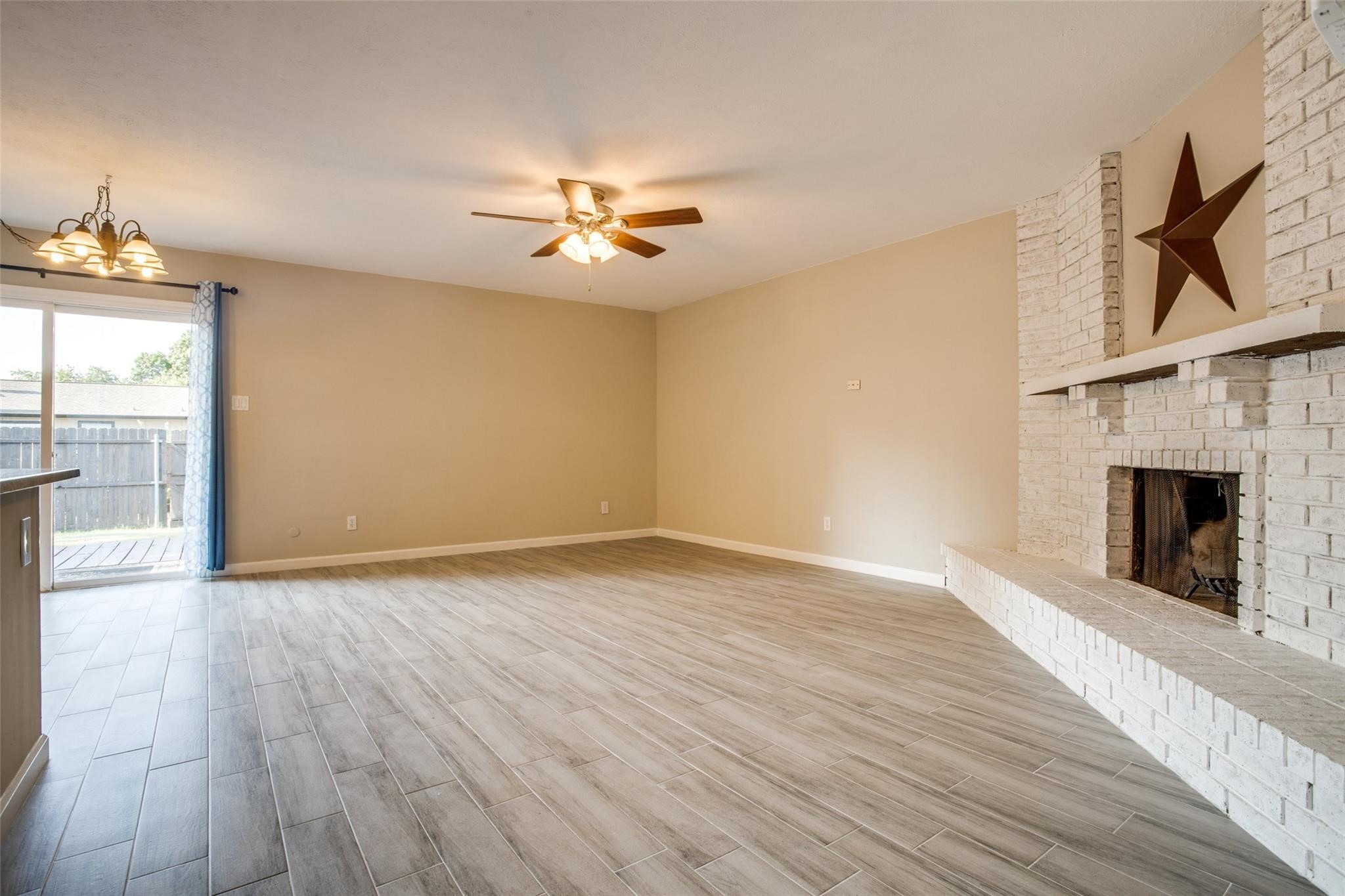 914 Sunny Slope Drive