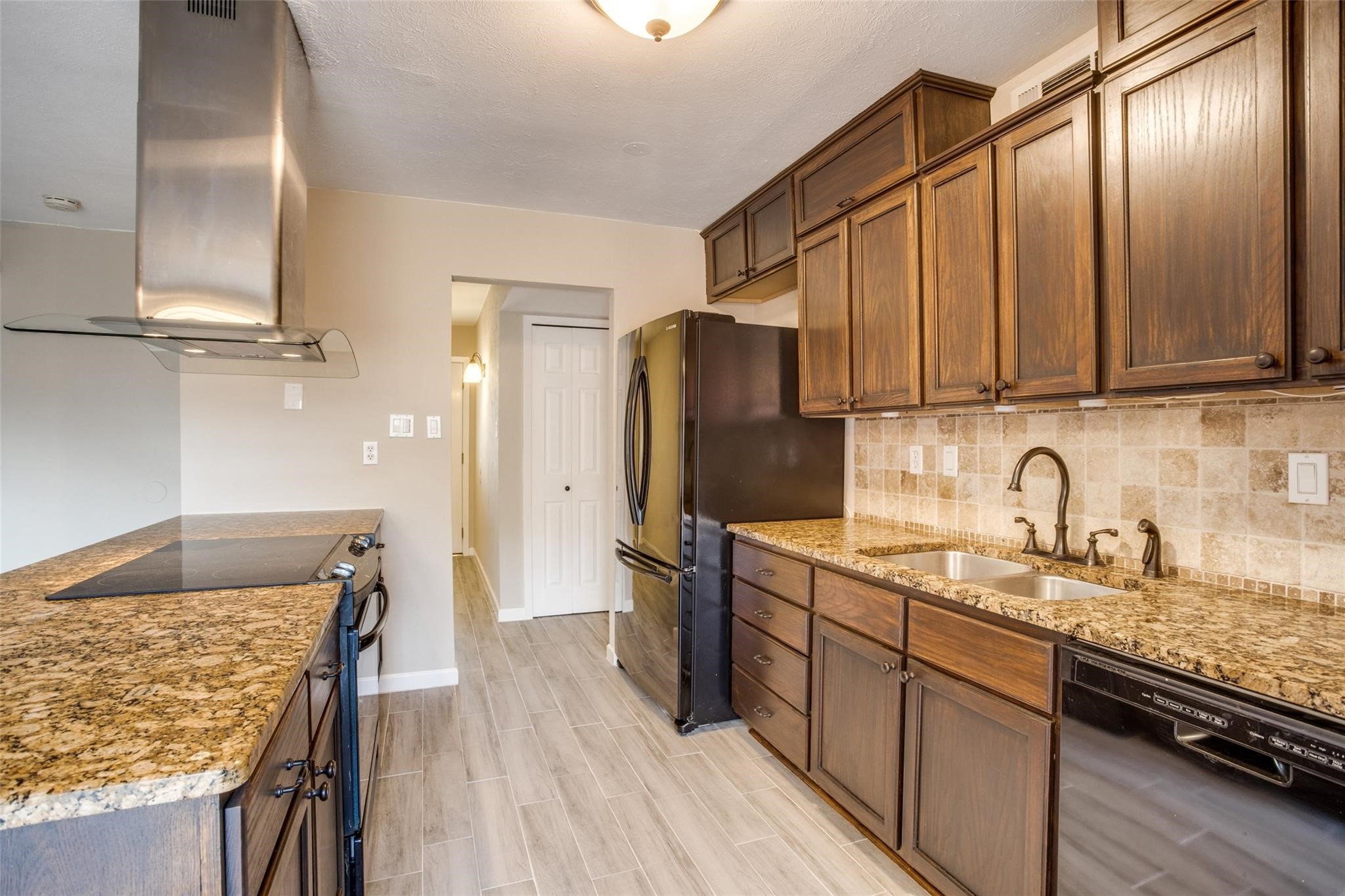 914 Sunny Slope Drive