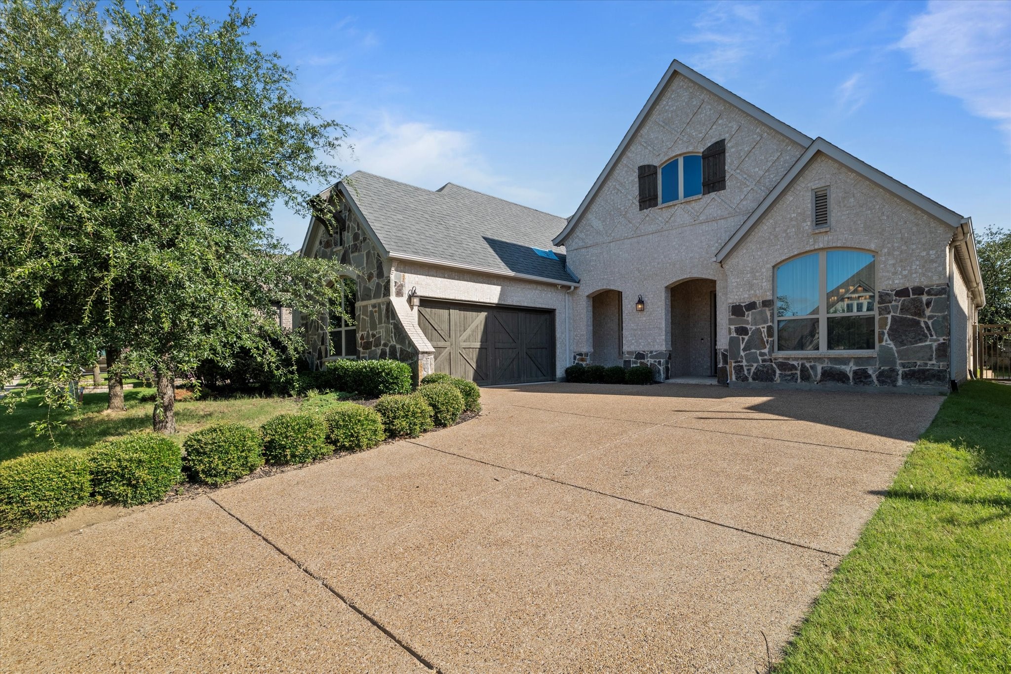 2222 Kennedy Drive