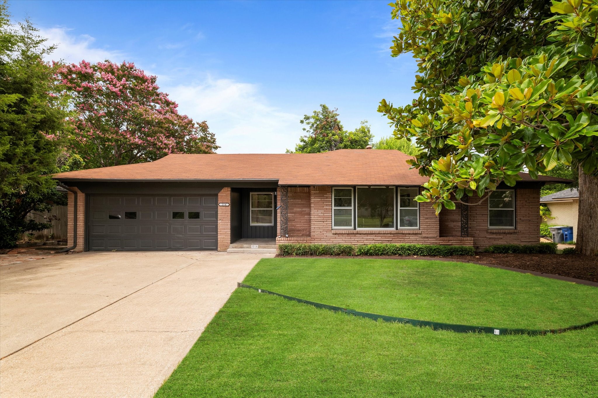 214 Easton Road