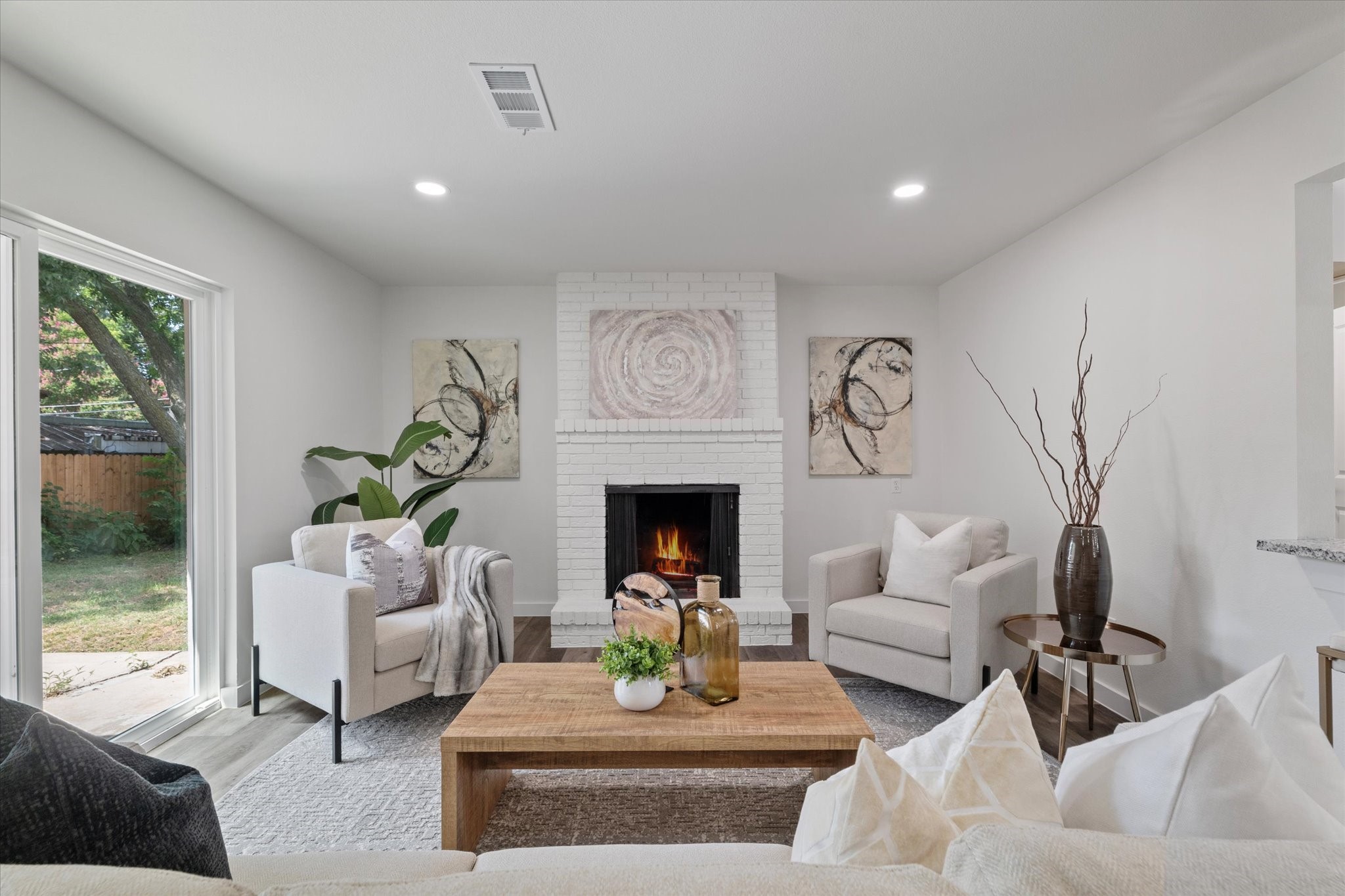 5835 Sunnywood Drive