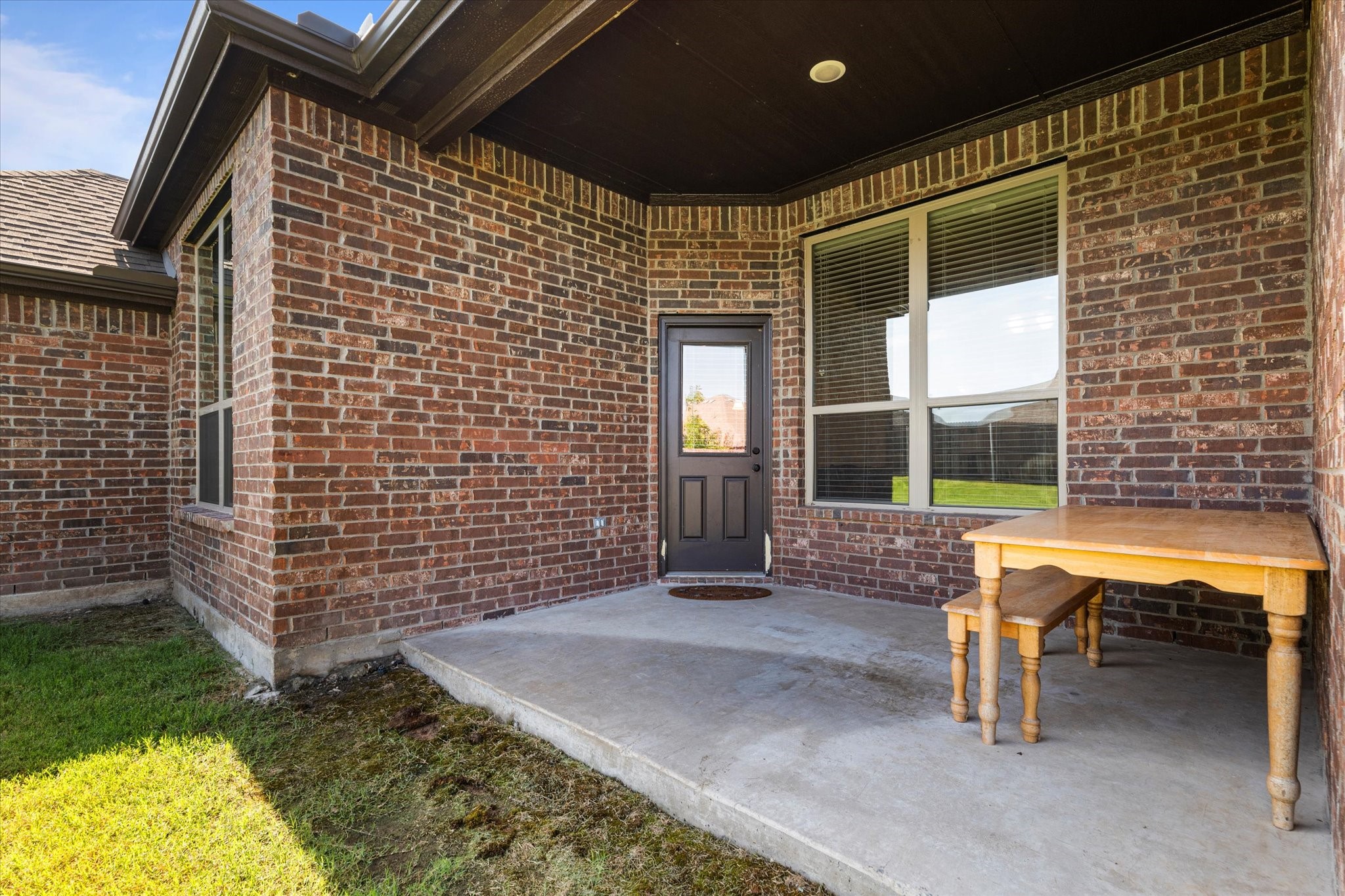 3015 Razorback Street