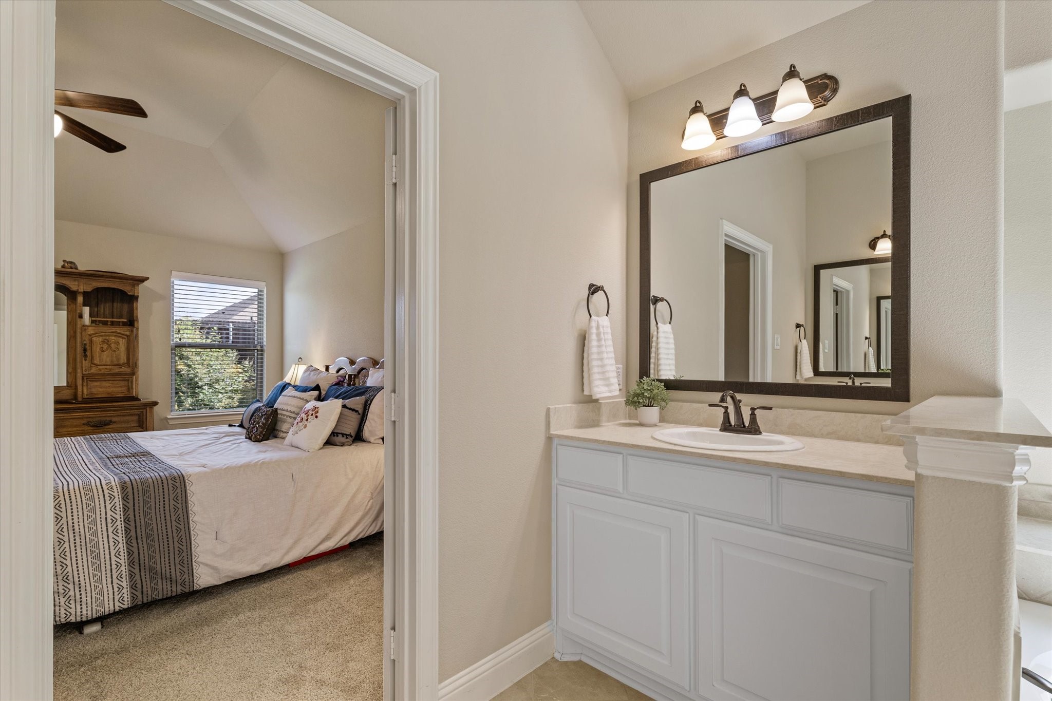 3015 Razorback Street