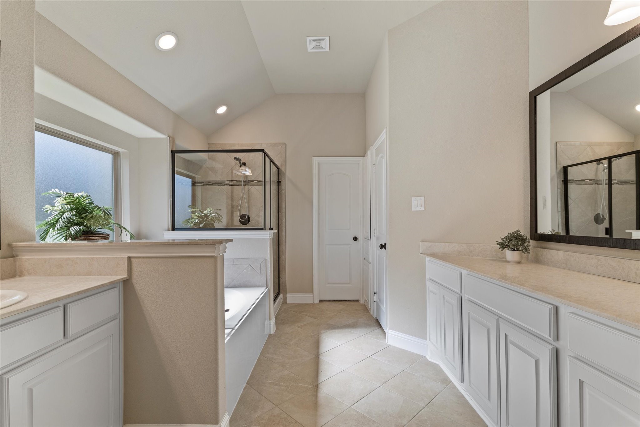 3015 Razorback Street