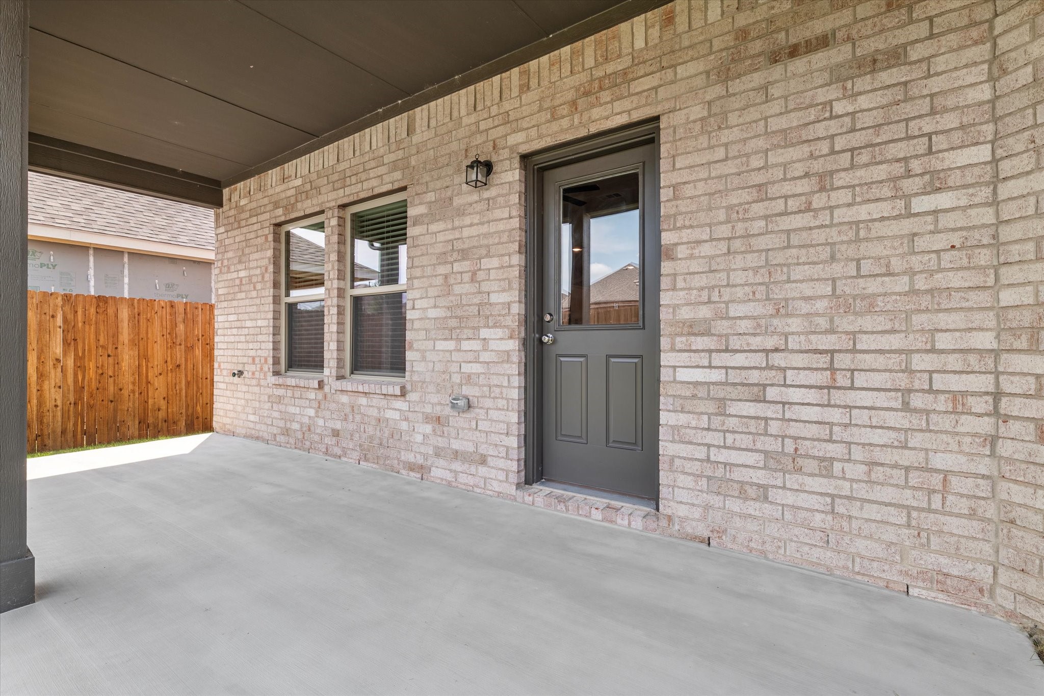 422 Wydown Drive