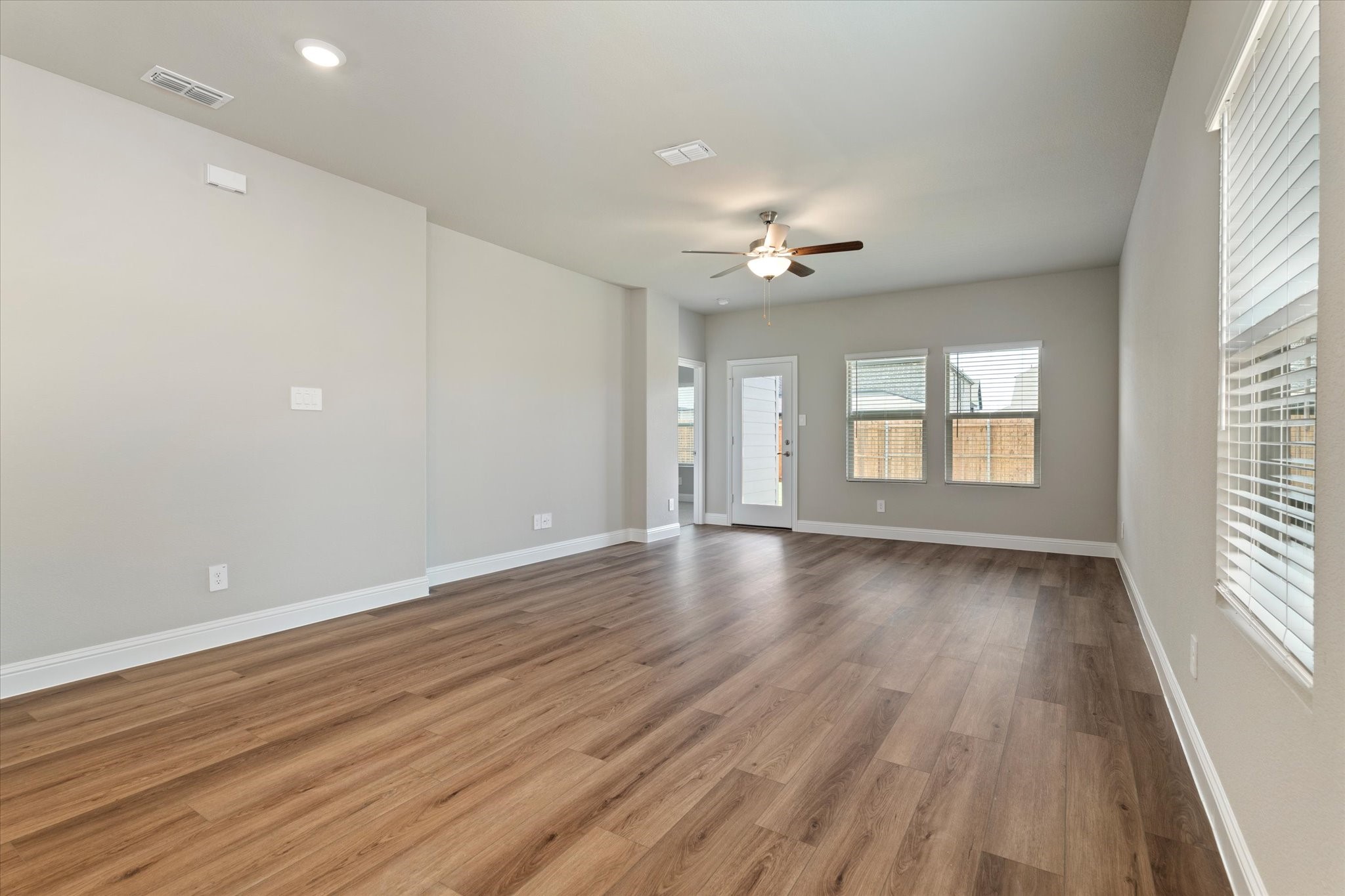 415 Willet Drive