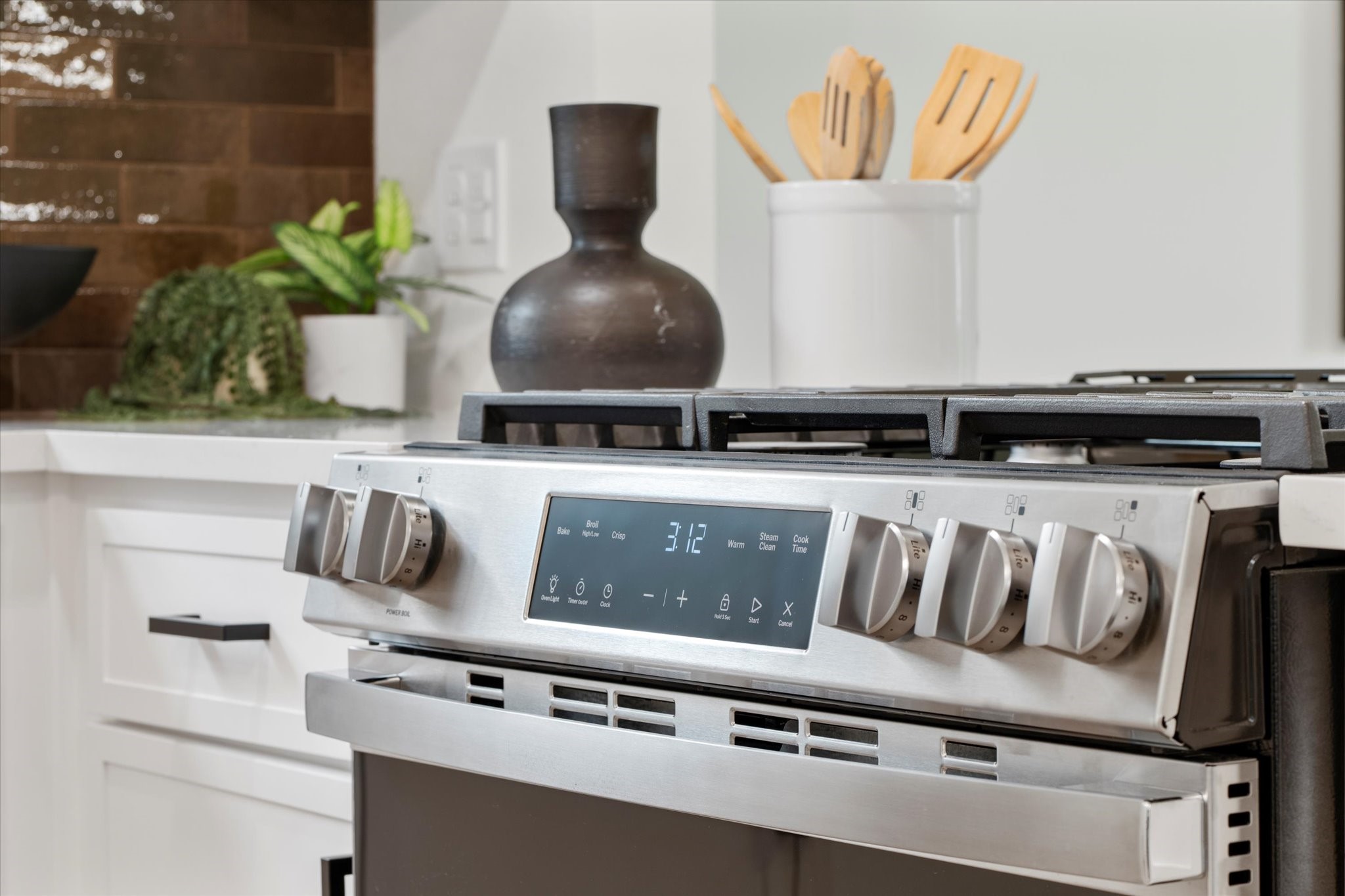 7652 El Pensador Drive