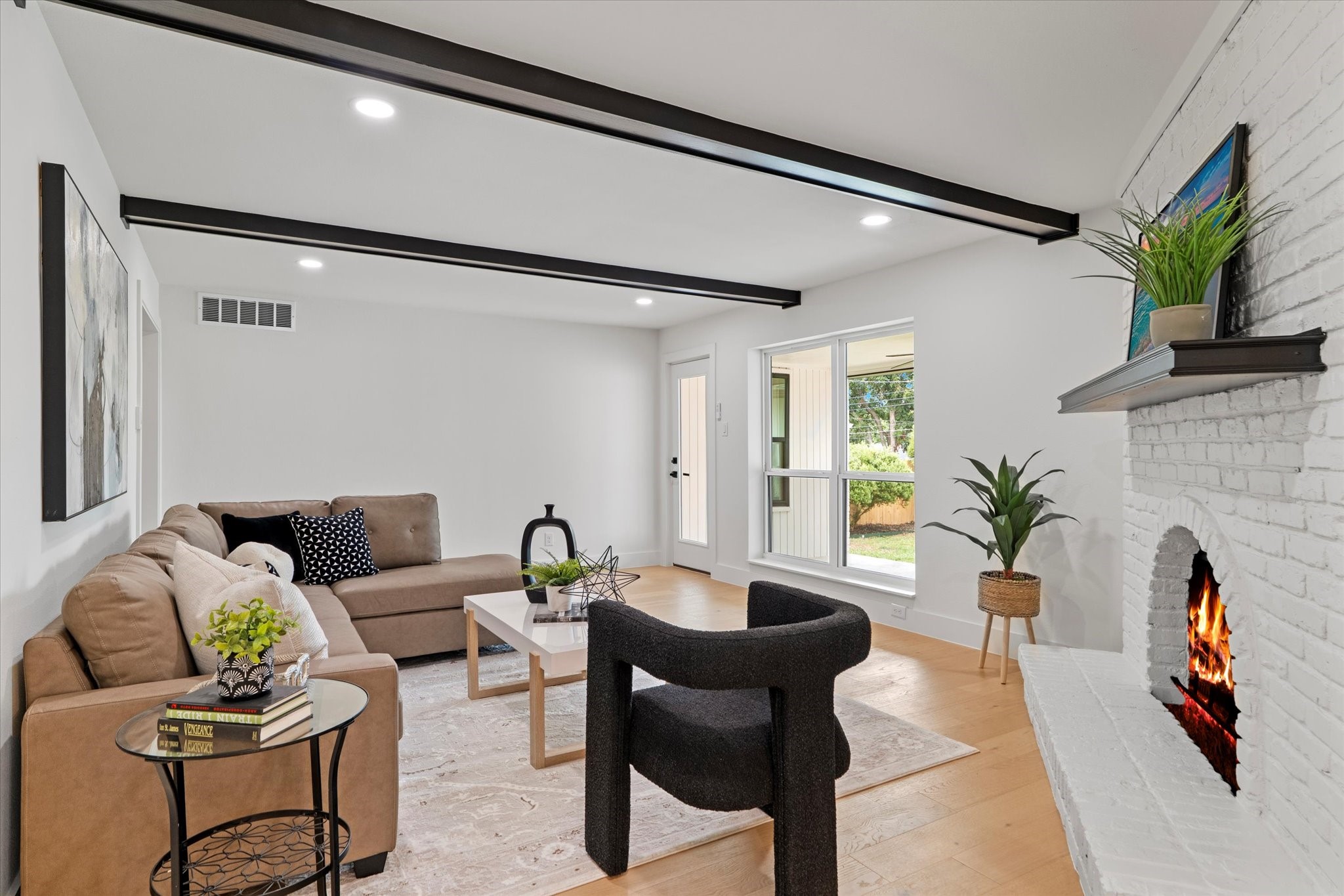 7652 El Pensador Drive