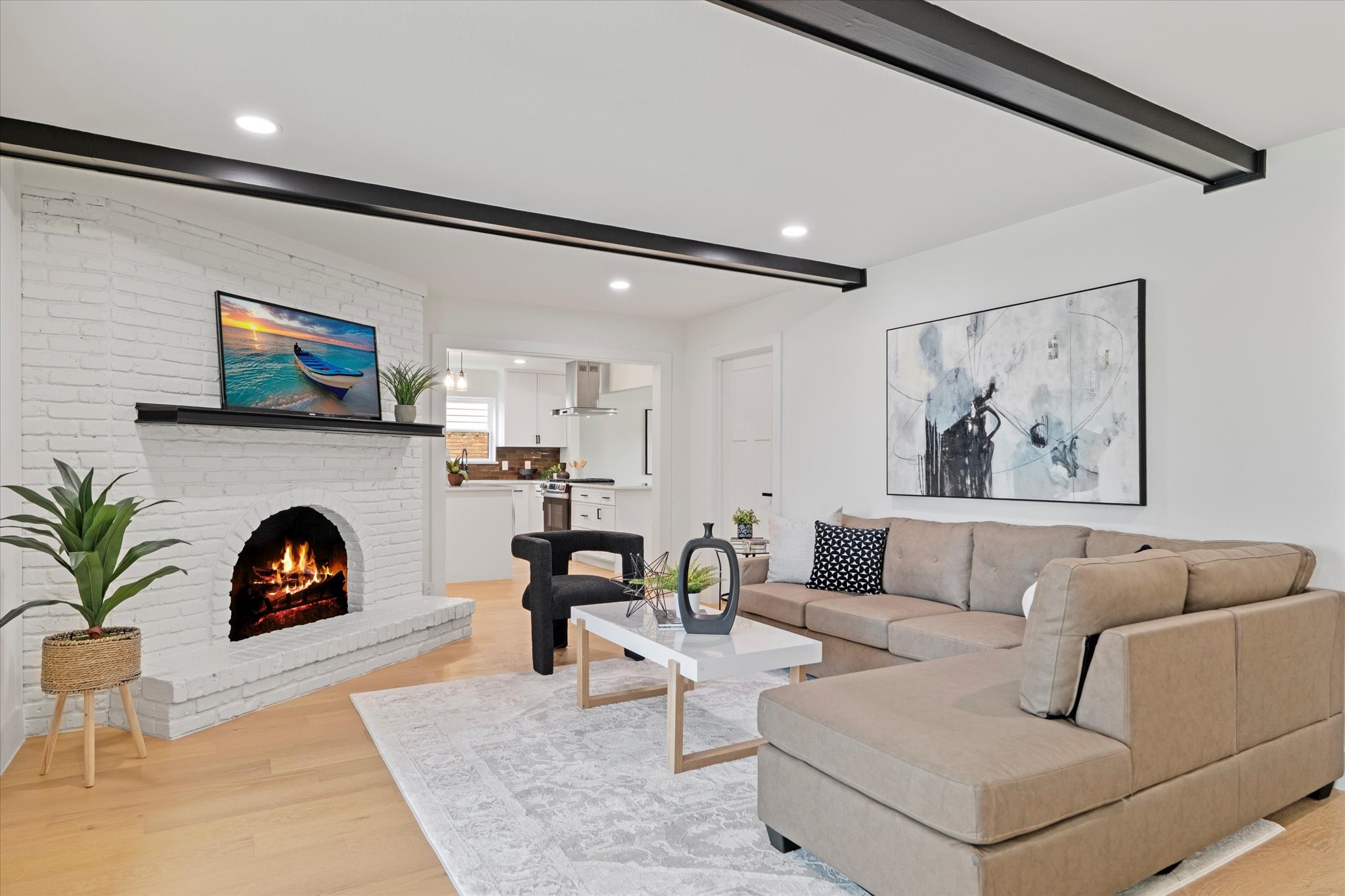 7652 El Pensador Drive