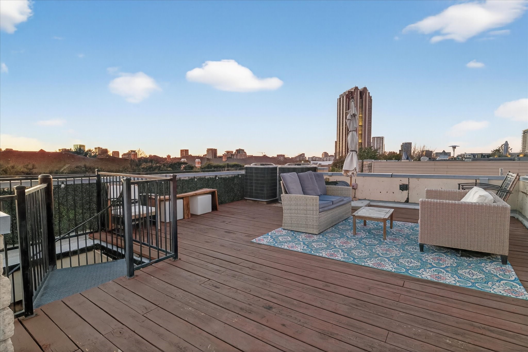 4105 Lafayette Street