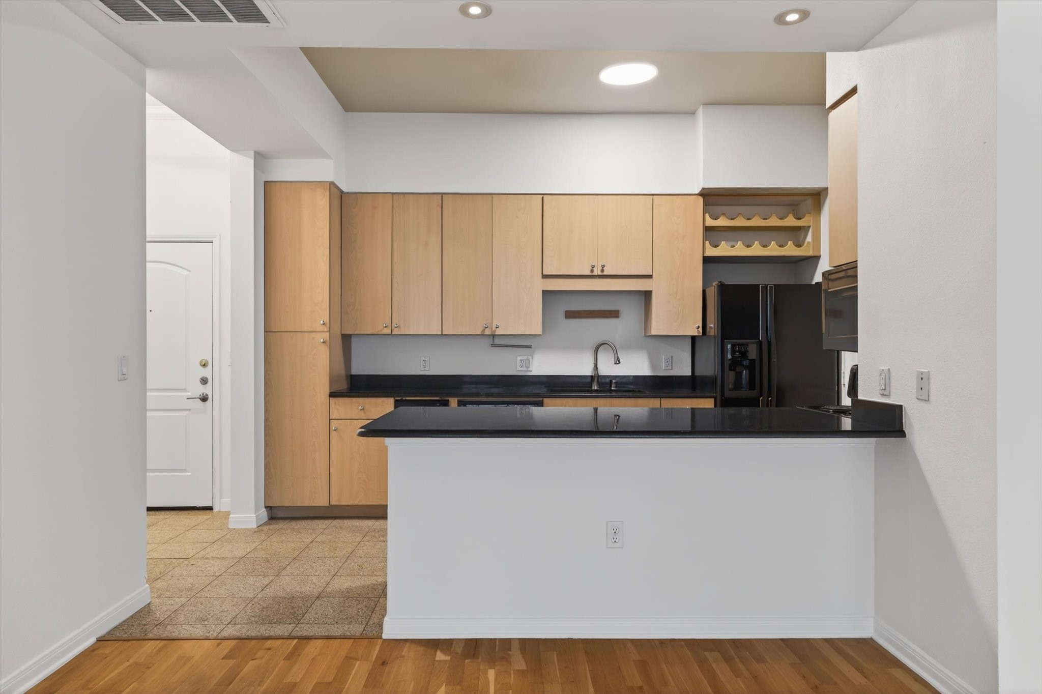 3225 Turtle Creek Boulevard 707