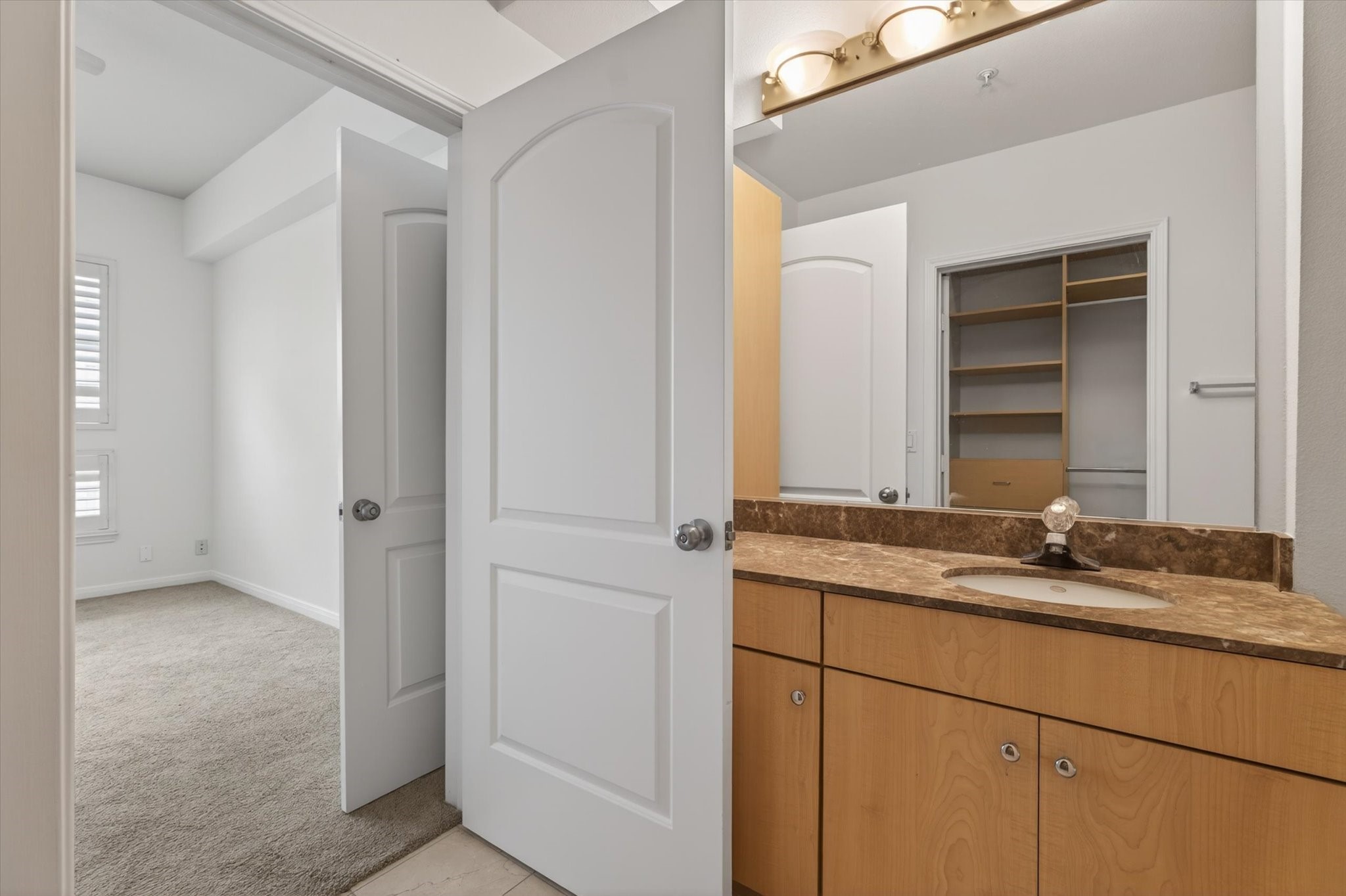 3225 Turtle Creek Boulevard 707