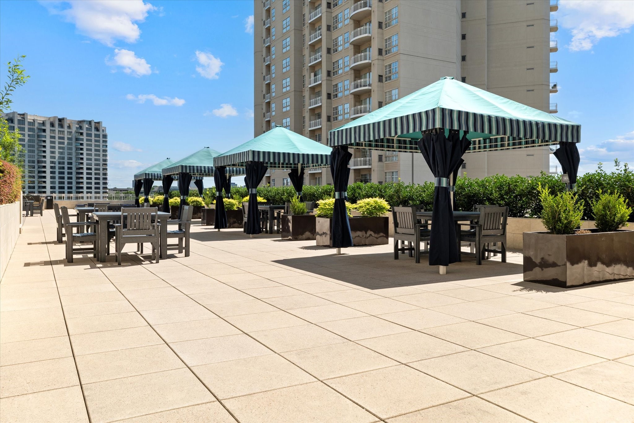 3225 Turtle Creek Boulevard 707