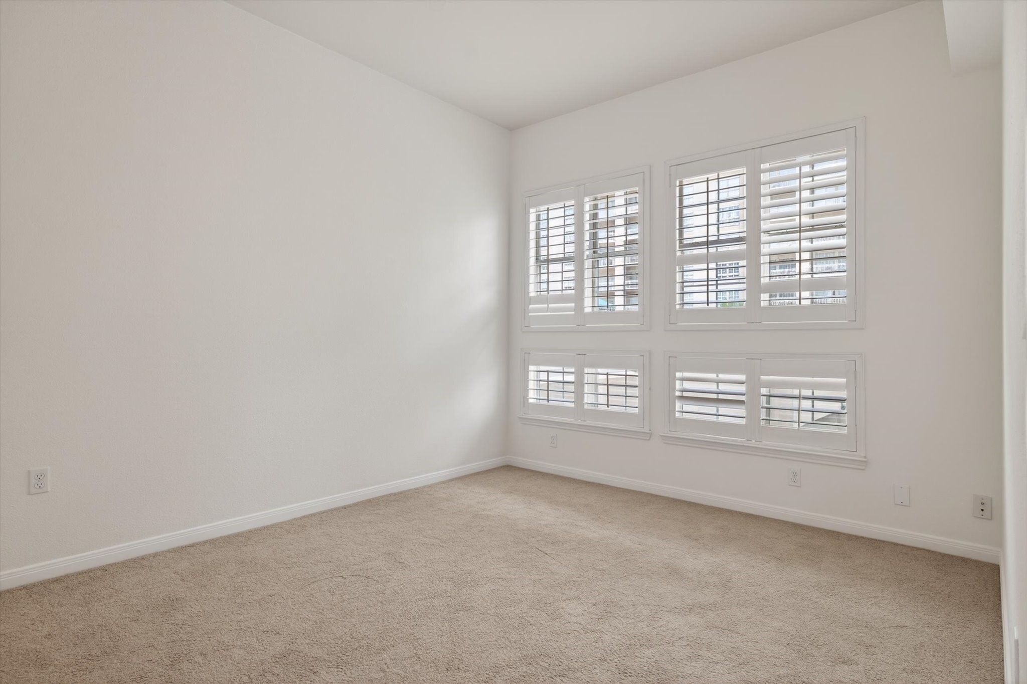 3225 Turtle Creek Boulevard 707